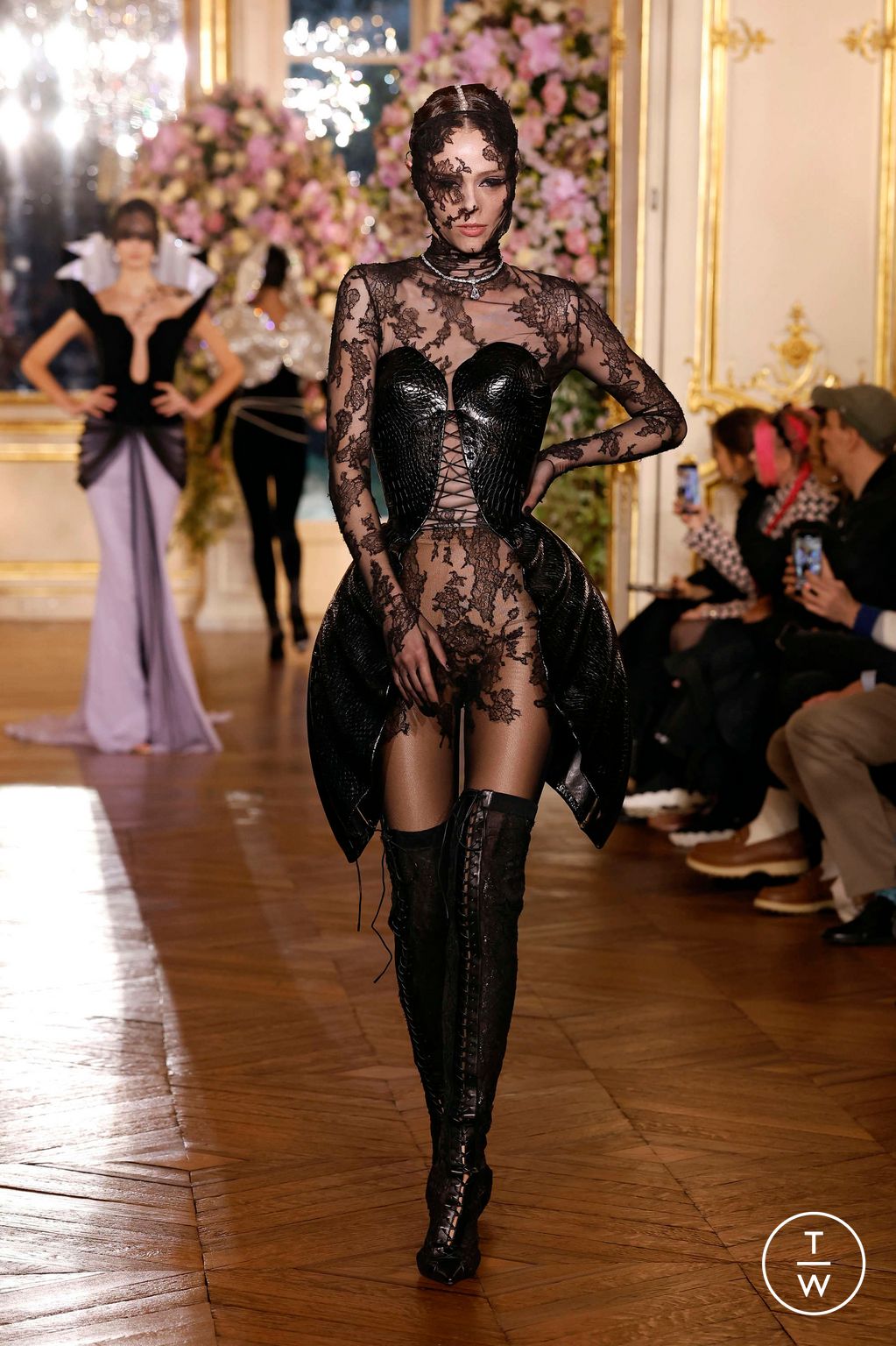 Fashion Week Paris Spring/Summer 2025 look 1 from the Miss Sohee collection couture