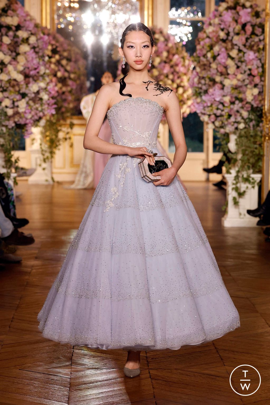 Fashion Week Paris Spring-Summer 2025 look 16 from the Miss Sohee collection couture