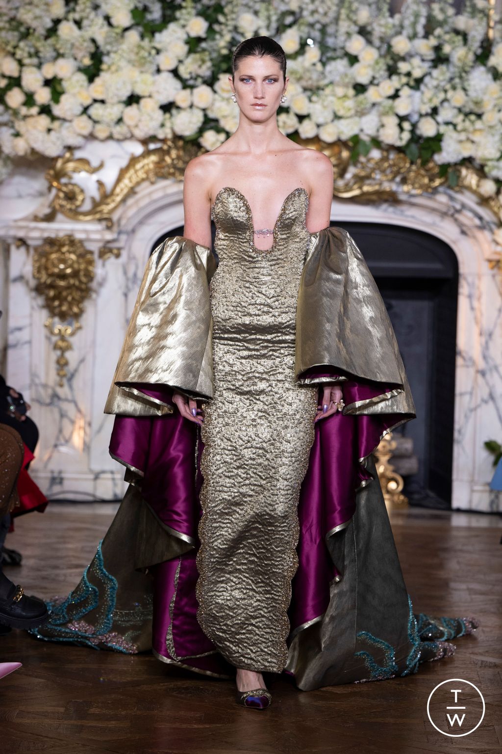 Fashion Week Paris Spring/Summer 2024 look 8 from the Miss Sohee collection couture