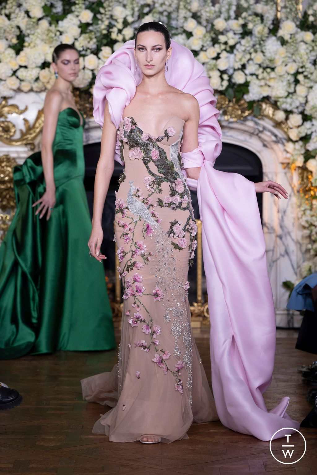 Fashion Week Paris Spring/Summer 2024 look 10 de la collection Miss Sohee couture