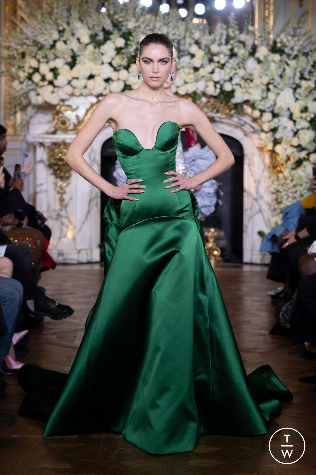 Fashion Week Paris Spring/Summer 2024 look 11 de la collection Miss Sohee couture