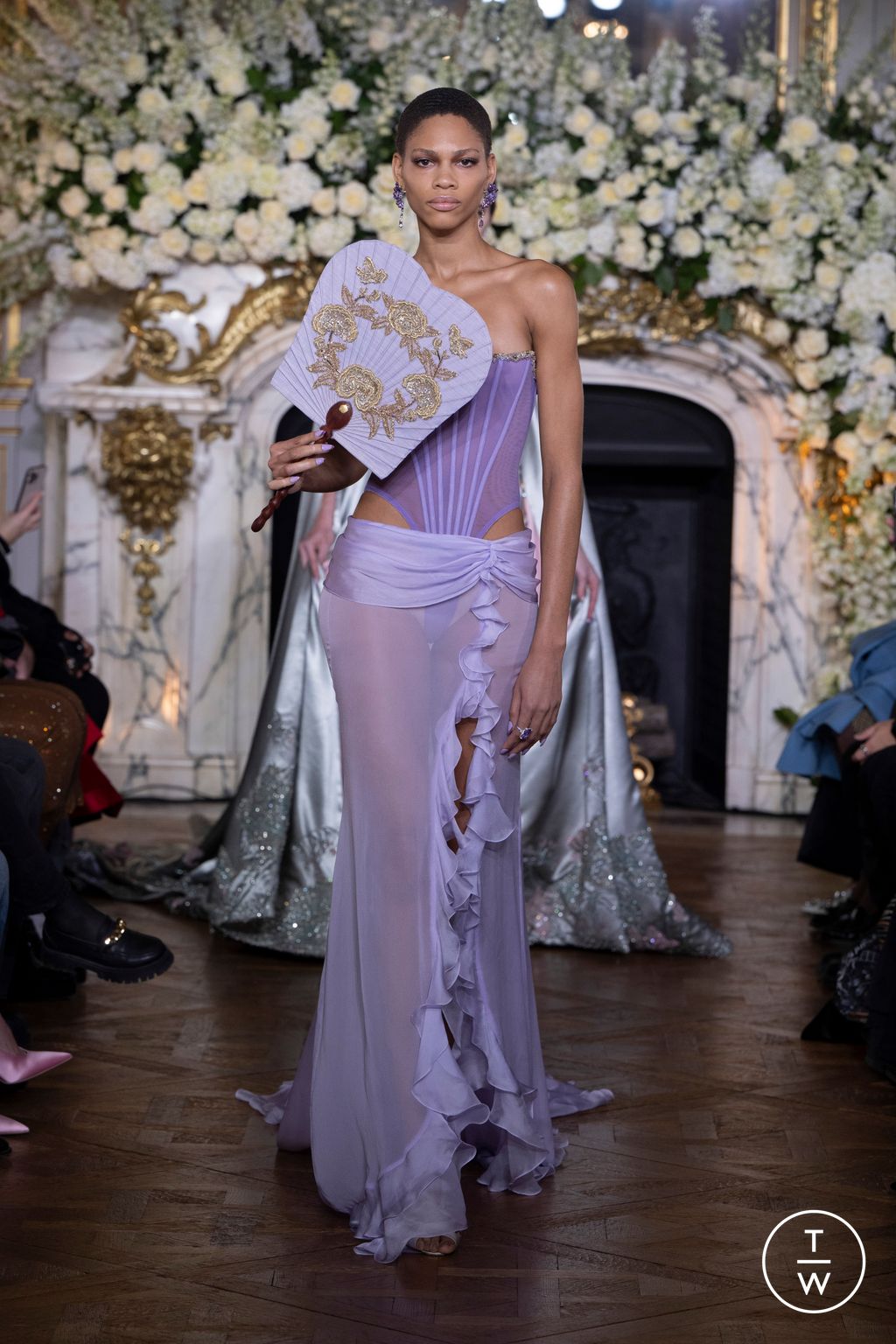 Fashion Week Paris Spring/Summer 2024 look 15 de la collection Miss Sohee couture