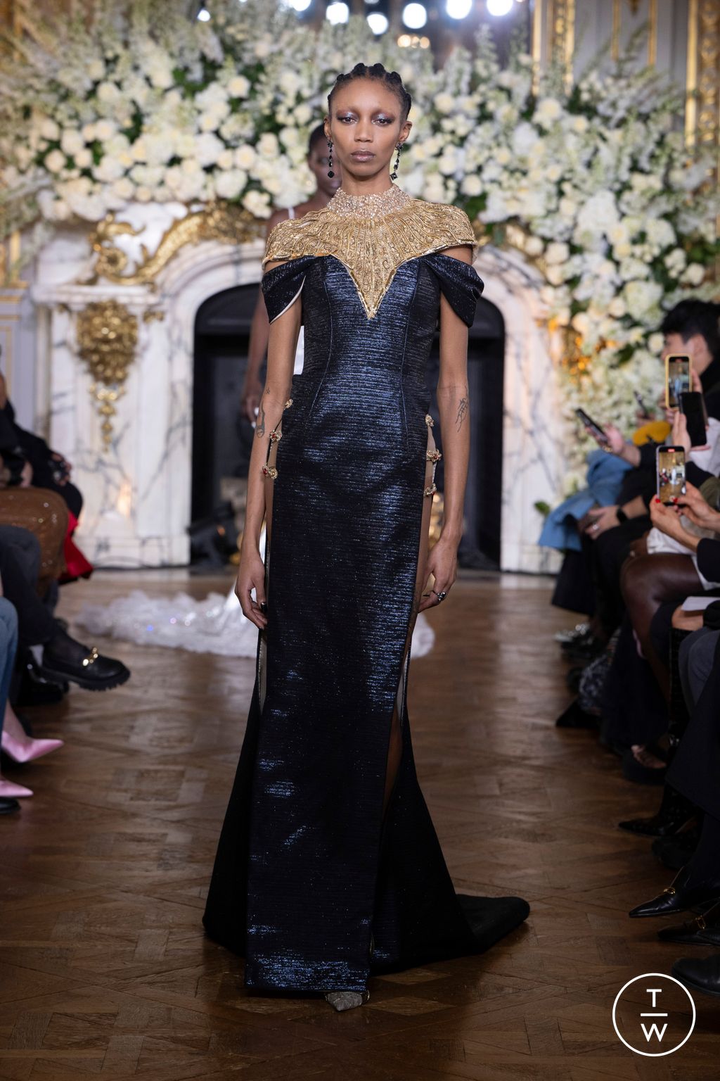 Fashion Week Paris Spring/Summer 2024 look 18 from the Miss Sohee collection 高级定制