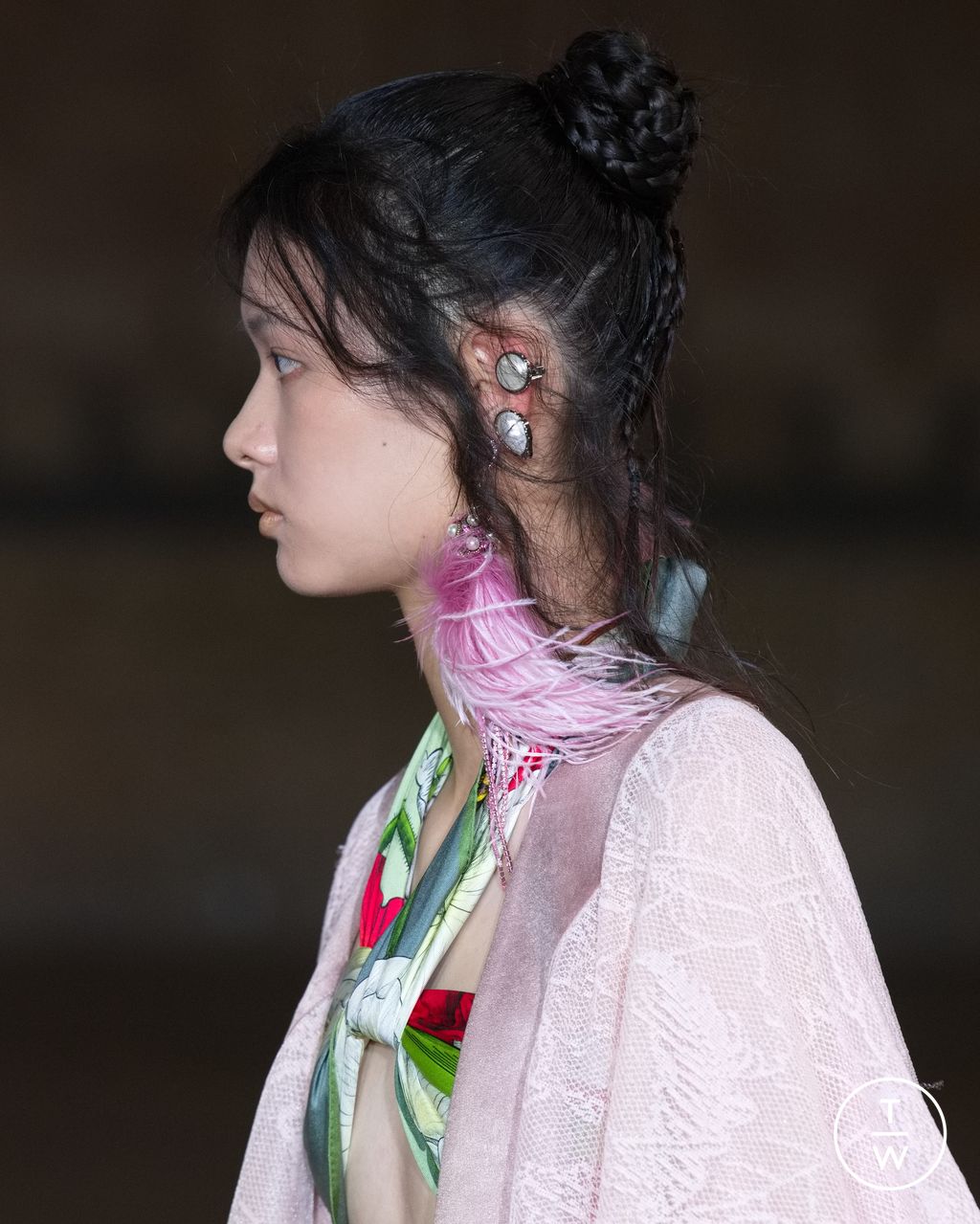 Fashion Week London Spring/Summer 2023 look 6 from the MITHRIDATE collection womenswear accessories