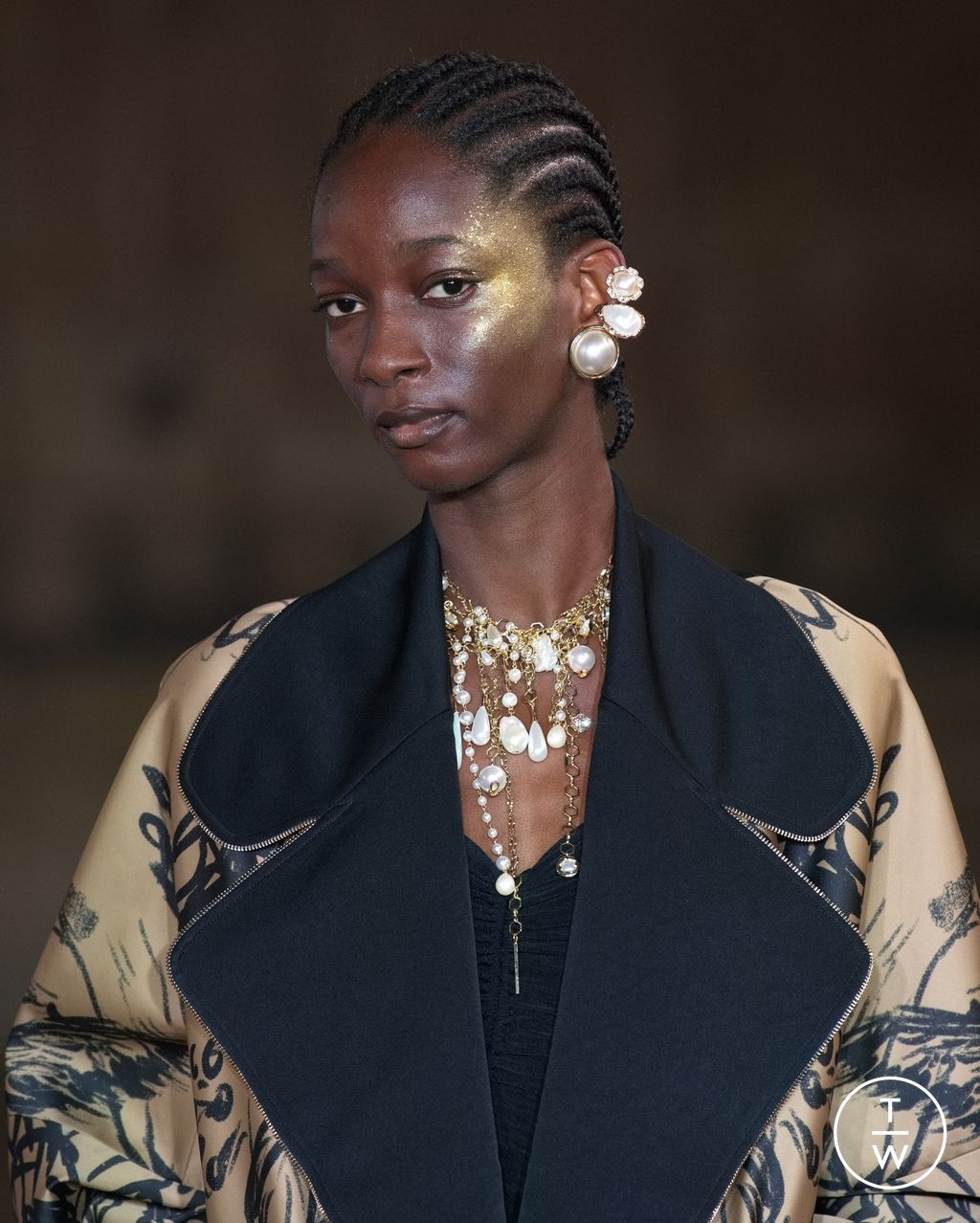 Fashion Week London Spring/Summer 2023 look 19 from the MITHRIDATE collection womenswear accessories