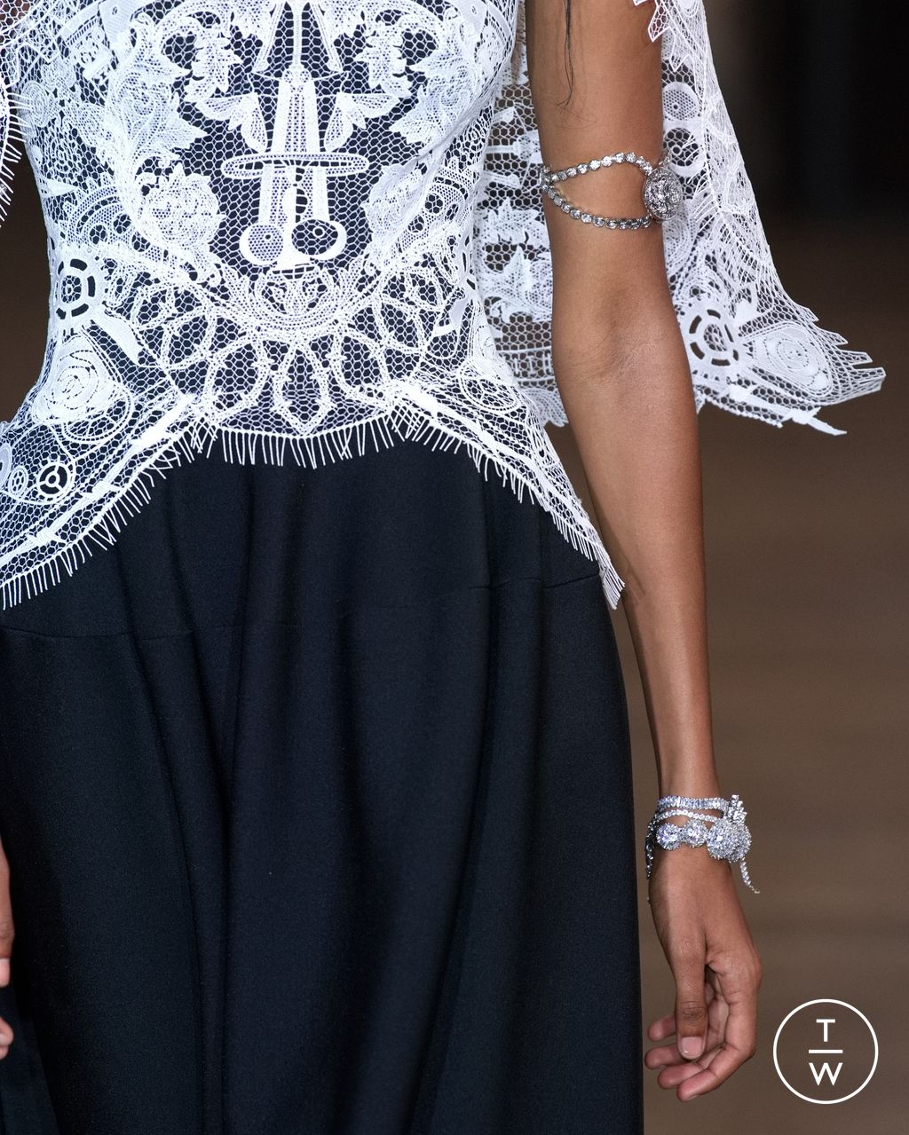 Fashion Week London Spring/Summer 2023 look 29 from the MITHRIDATE collection womenswear accessories