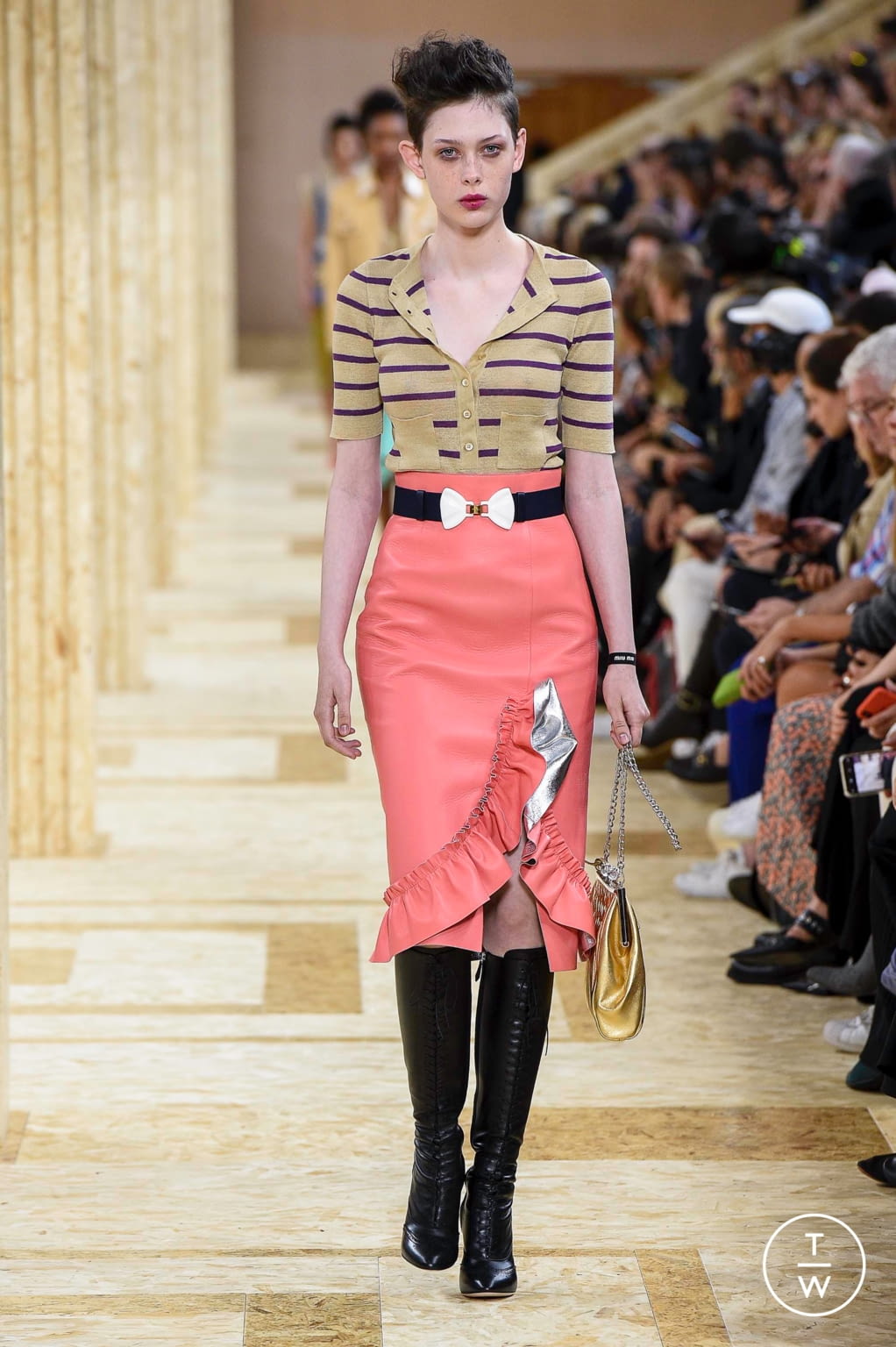 Fashion Week Paris Spring/Summer 2020 look 28 from the Miu Miu collection womenswear
