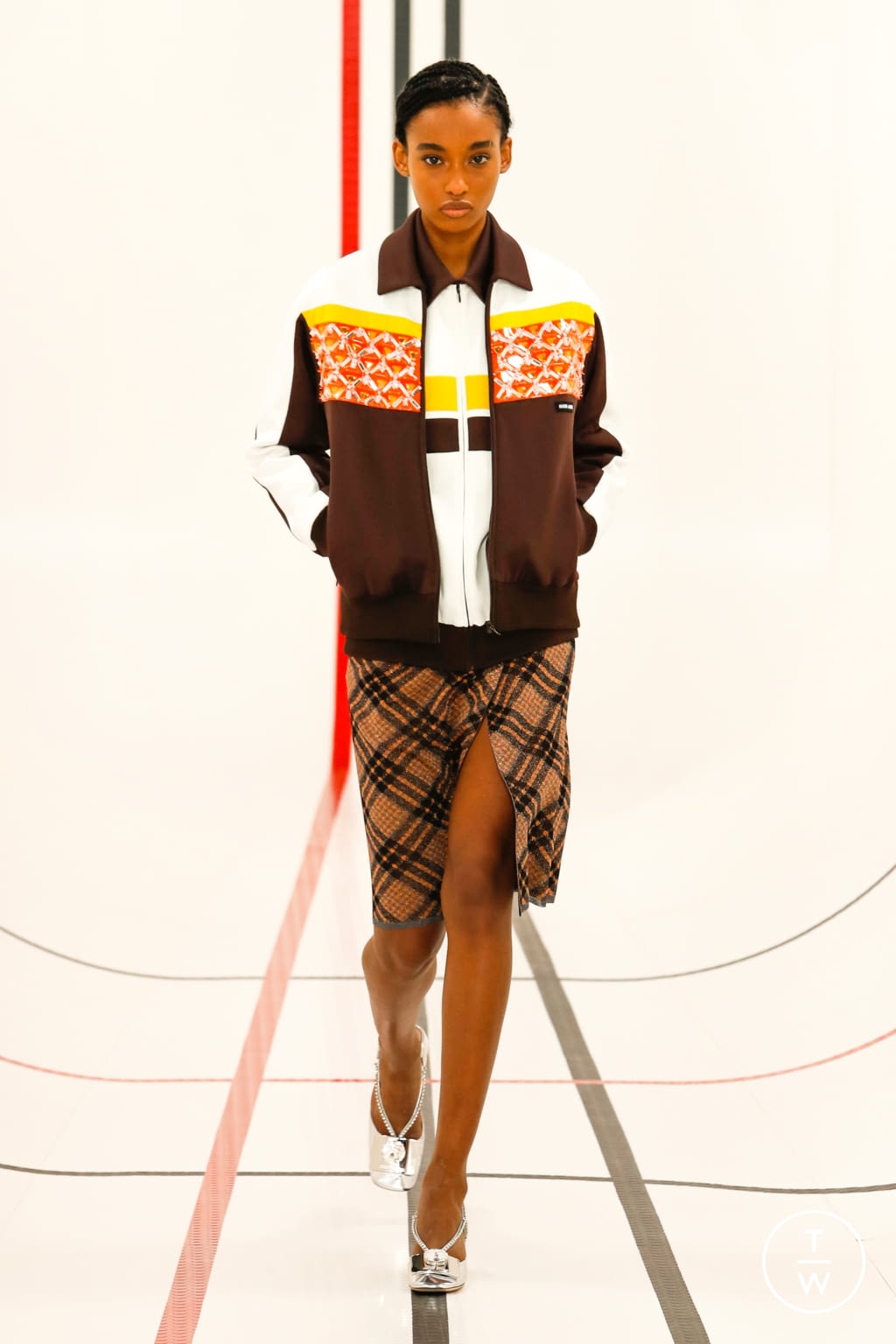 Fashion Week Paris Spring/Summer 2021 look 26 from the Miu Miu collection 女装