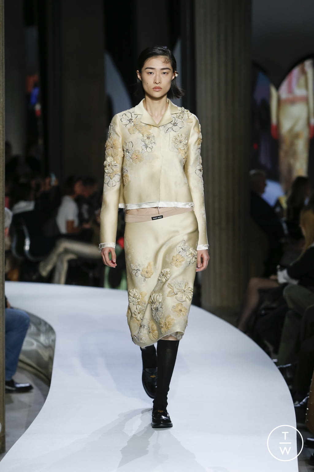 Fashion Week Paris Spring/Summer 2022 look 8 from the Miu Miu collection womenswear