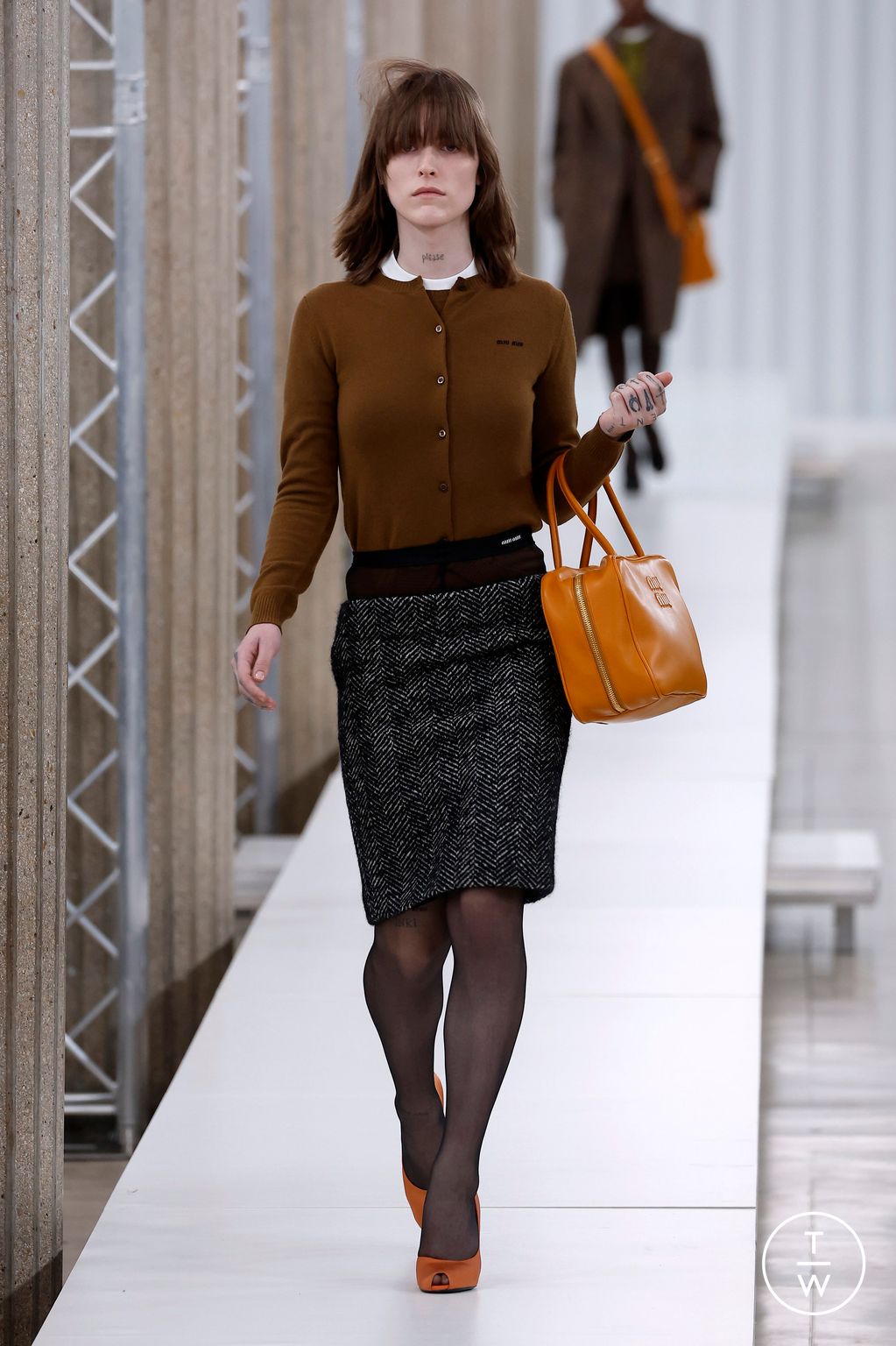 Fashion Week Paris Fall/Winter 2023 look 50 from the Miu Miu collection womenswear
