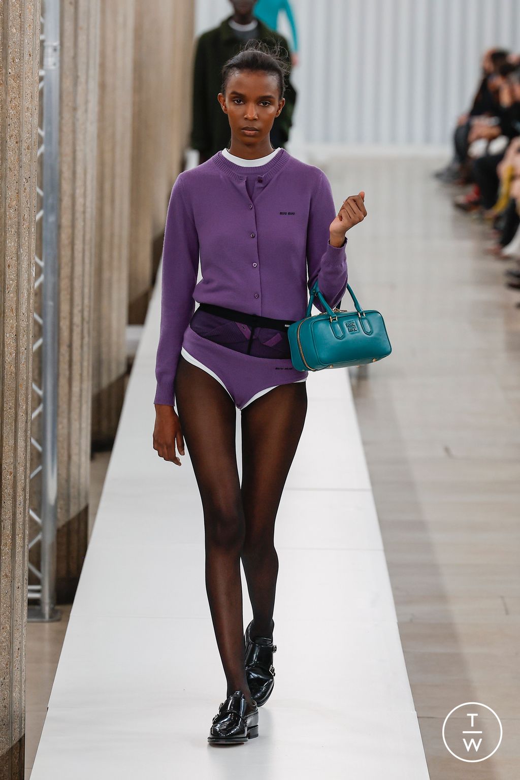 Fashion Week Paris Fall/Winter 2023 look 52 from the Miu Miu collection womenswear