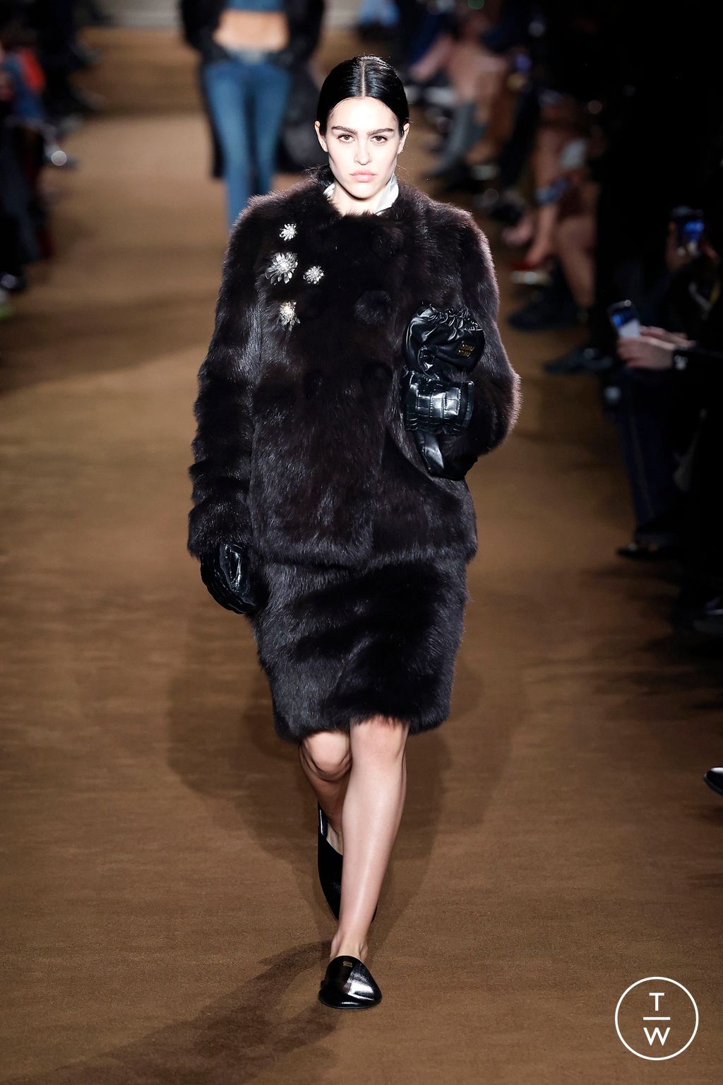 Fashion Week Paris Fall/Winter 2024 look 63 from the Miu Miu collection 女装