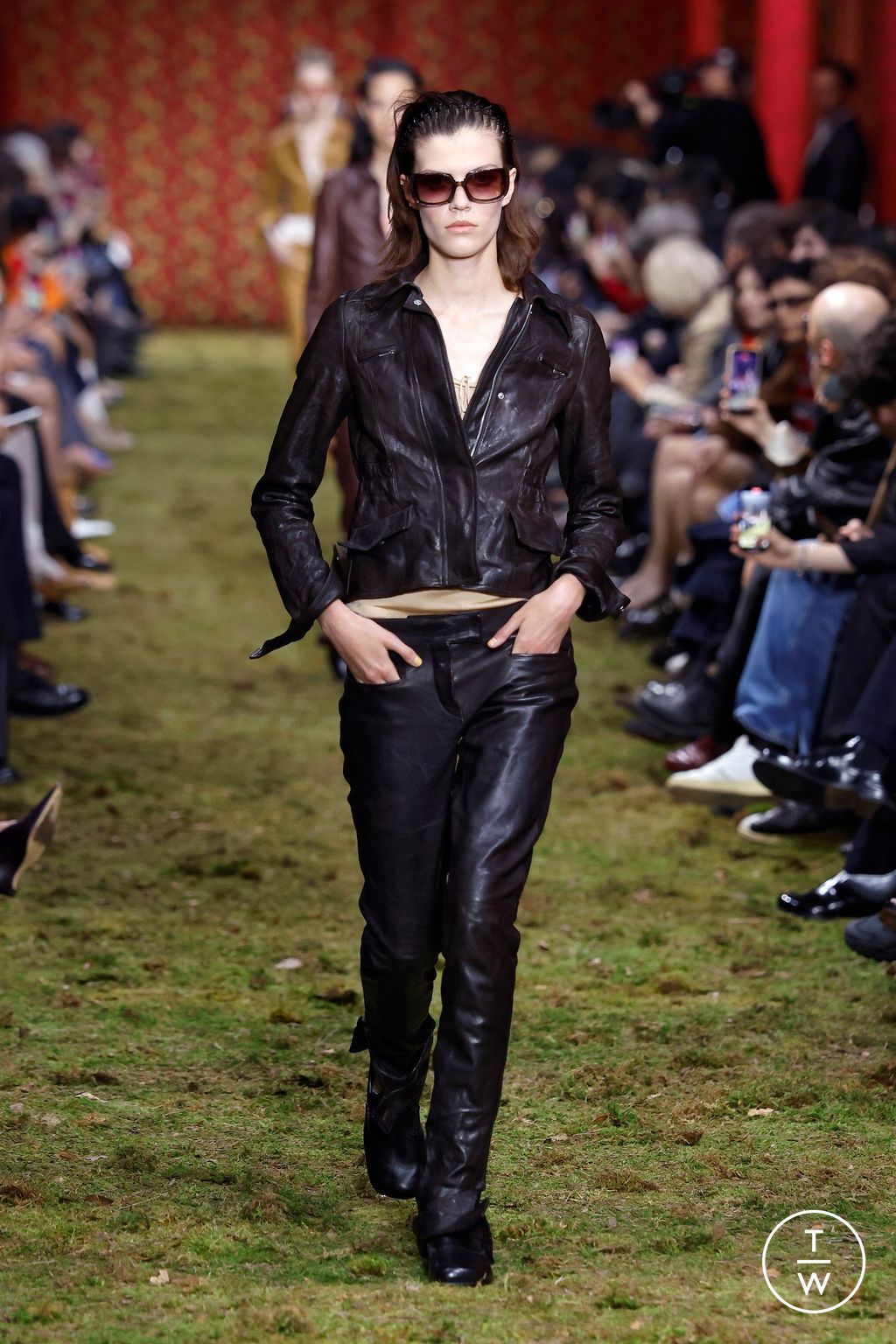 Fashion Week Paris Fall/Winter 2026 look 23 from the Miu Miu collection 女装