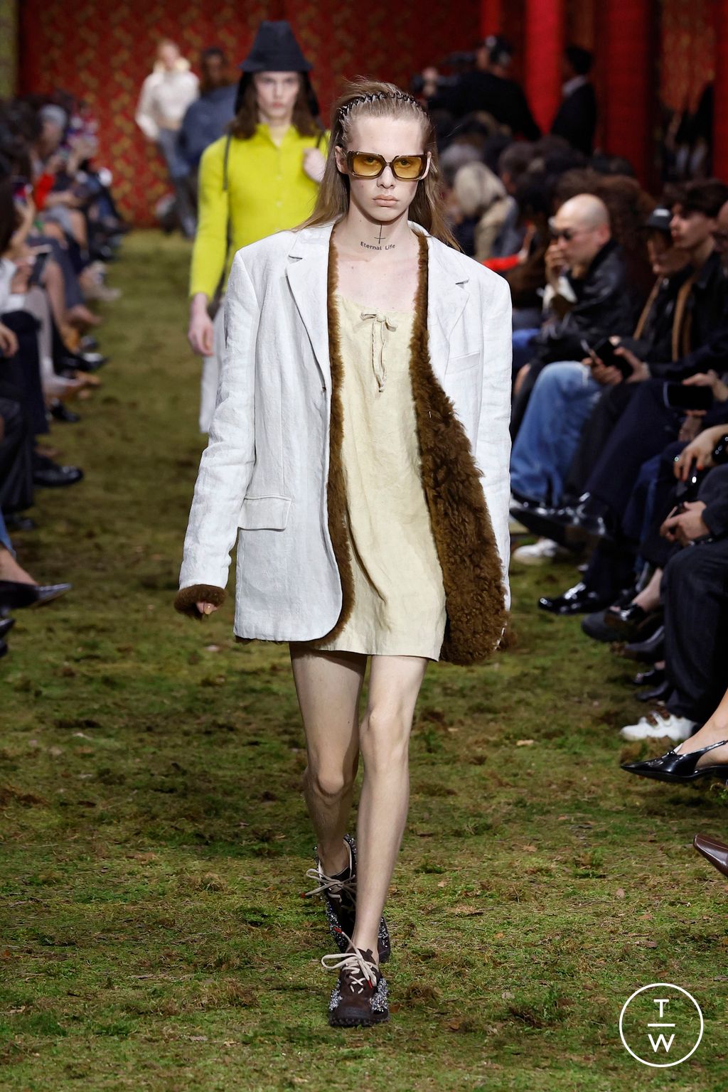 Fashion Week Paris Fall/Winter 2026 look 37 from the Miu Miu collection womenswear