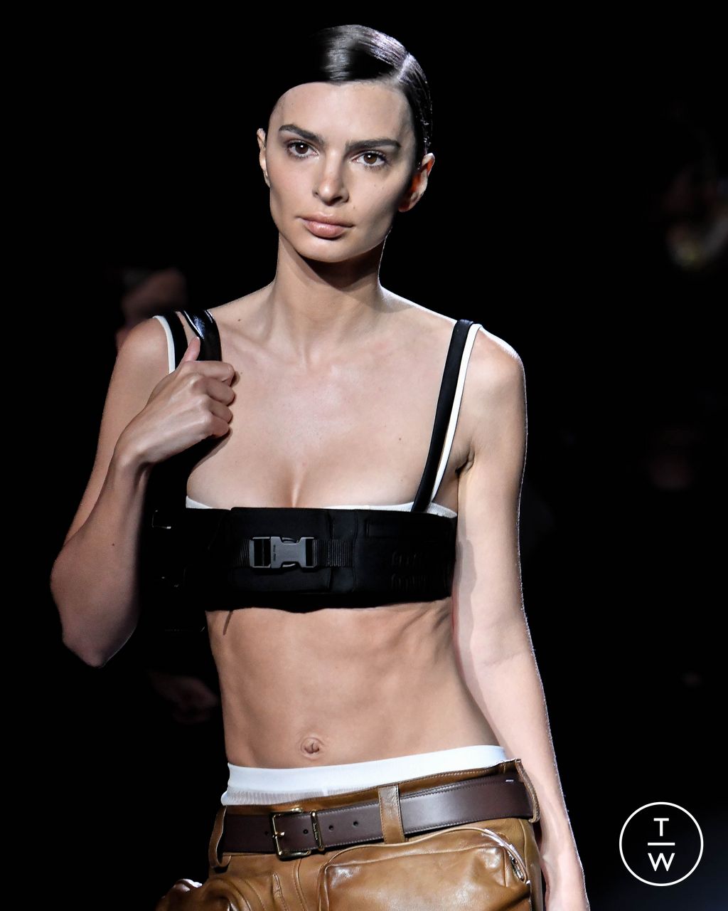 Fashion Week Paris Spring/Summer 2023 look 10 from the Miu Miu collection womenswear accessories