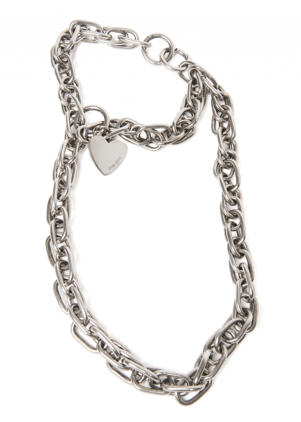 Fashion Week Paris Fall/Winter 2018 look 41 from the Miu Miu collection womenswear accessories