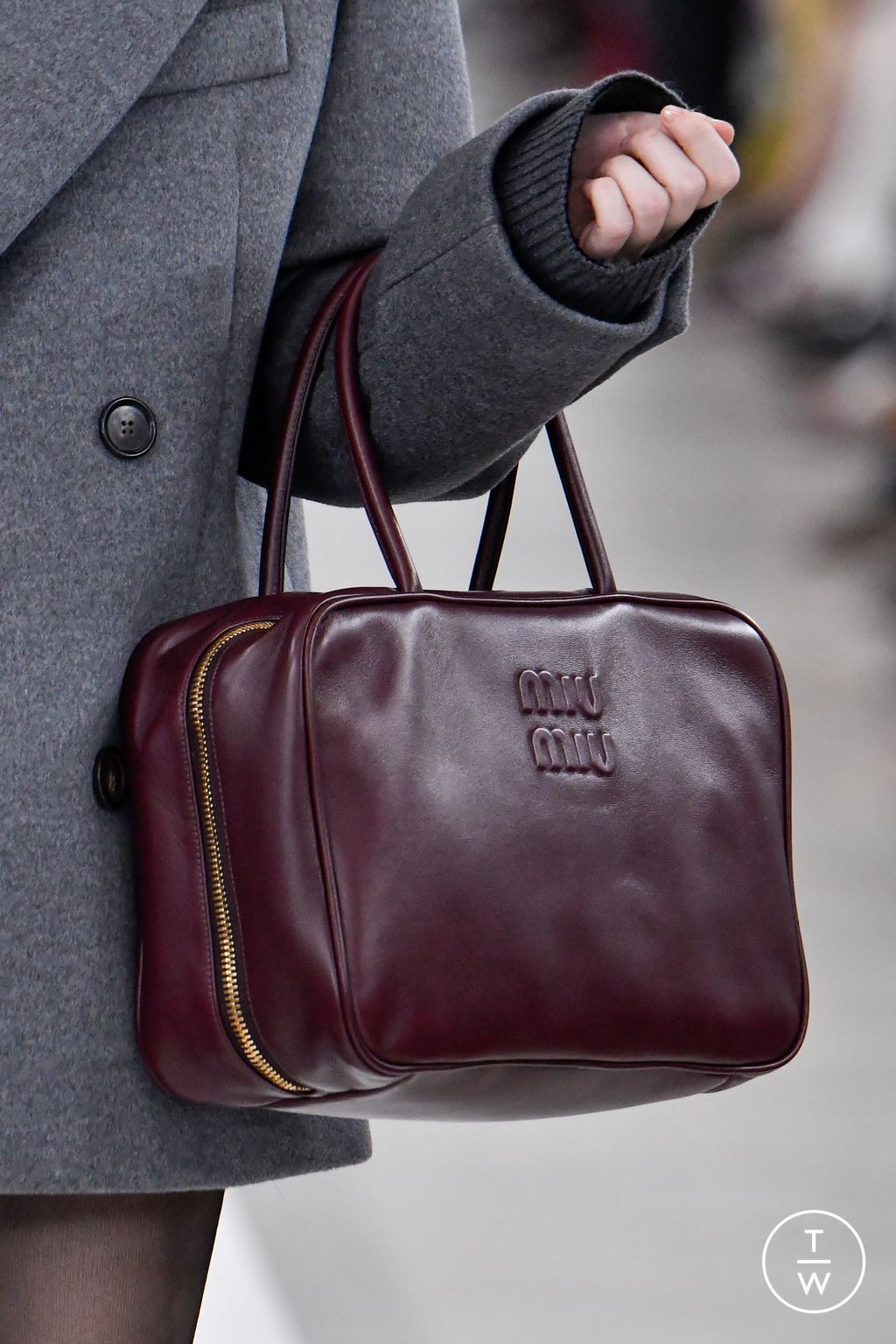 Fashion Week Paris Fall/Winter 2023 look 1 from the Miu Miu collection womenswear accessories