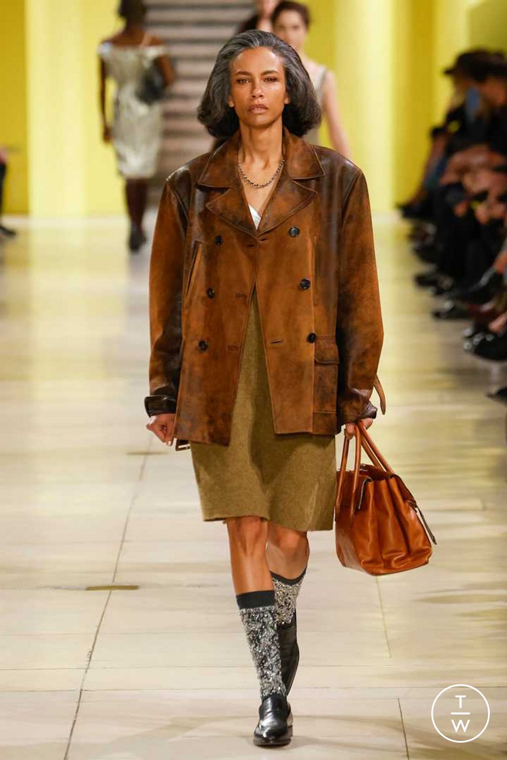 Fashion Week Paris Fall/Winter 2025 look 43 from the Miu Miu collection womenswear