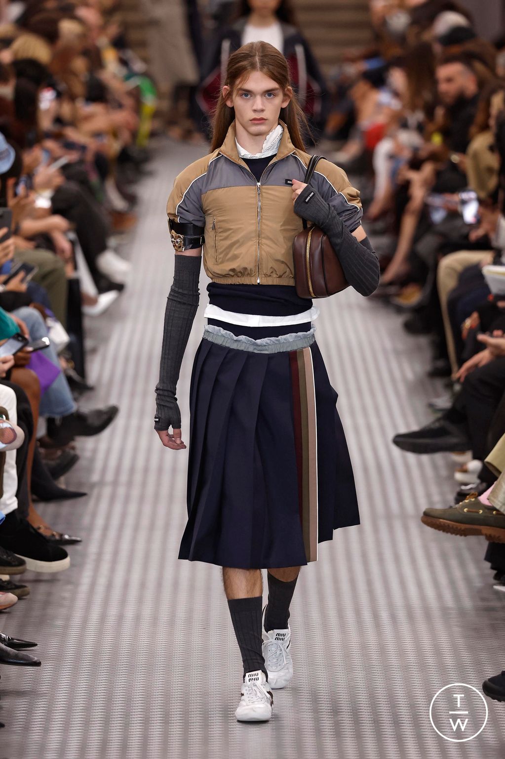 Fashion Week Paris Spring-Summer 2025 look 11 from the Miu Miu collection womenswear