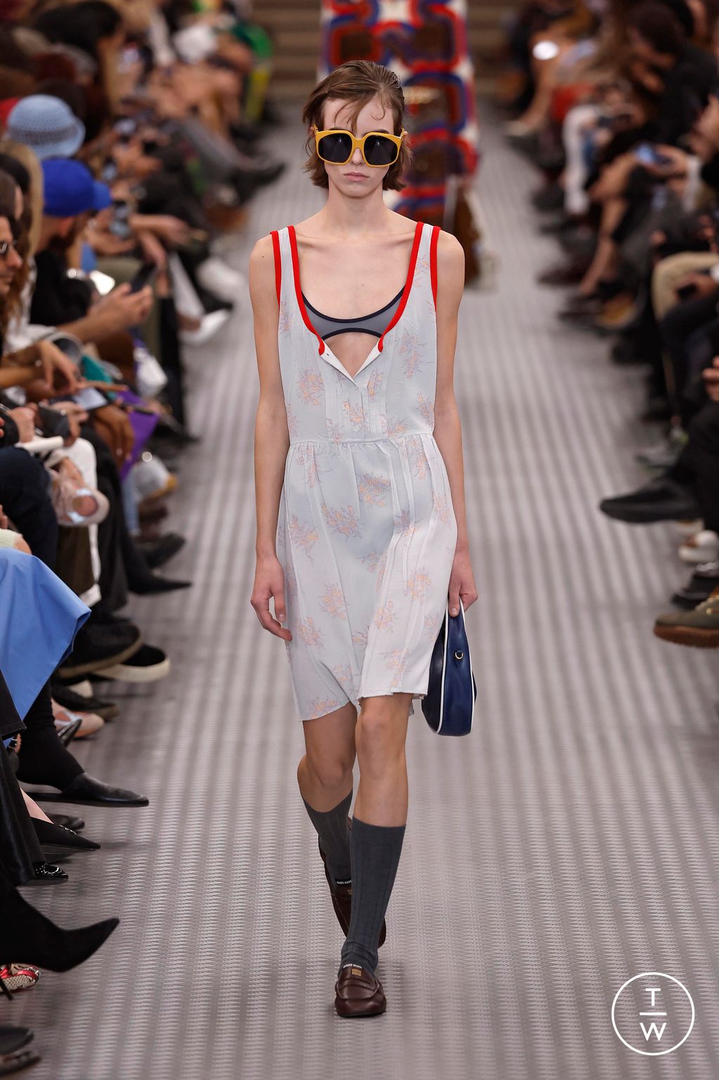 Fashion Week Paris Spring-Summer 2025 look 27 from the Miu Miu collection womenswear