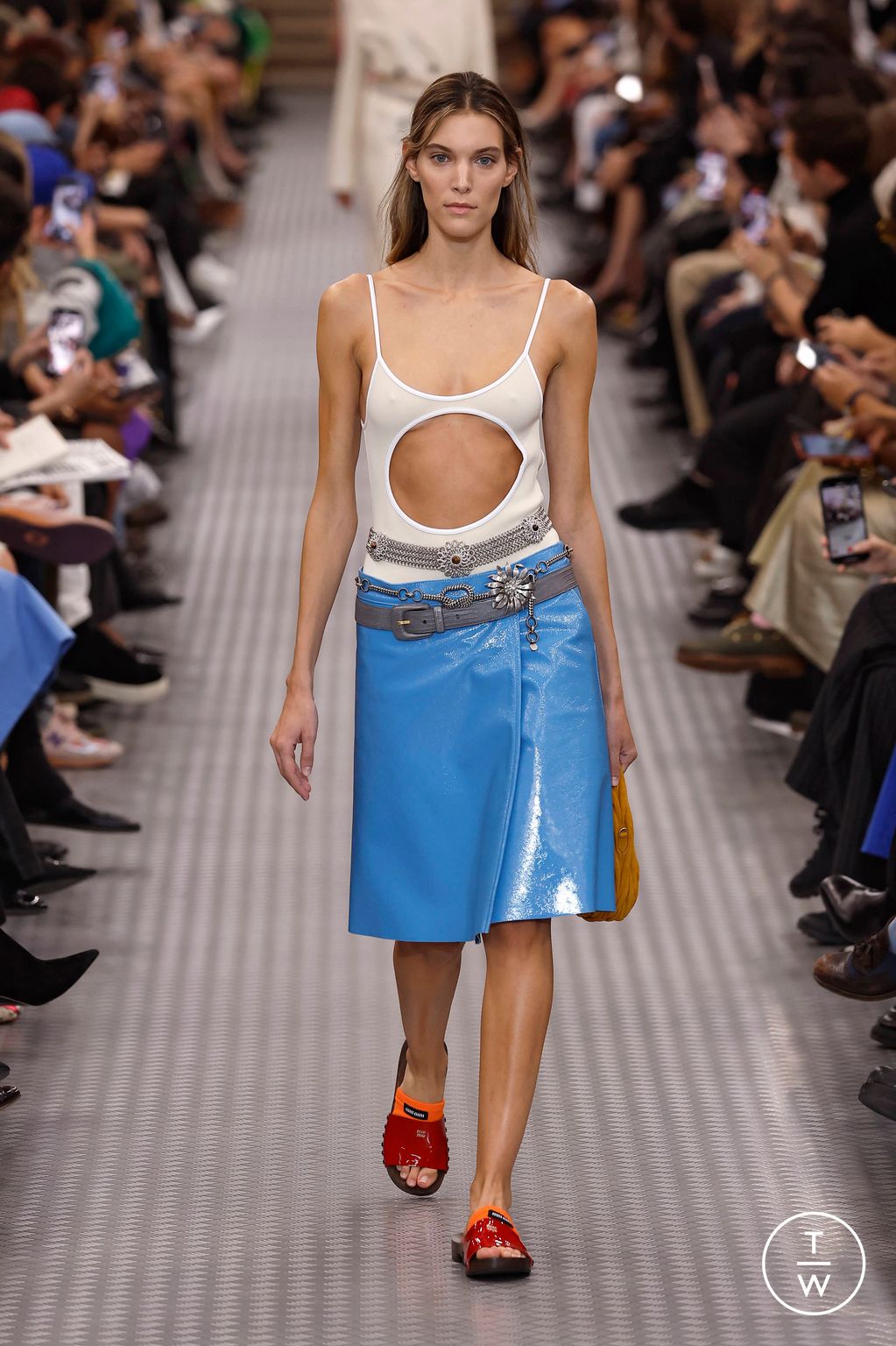 Fashion Week Paris Spring-Summer 2025 look 42 from the Miu Miu collection womenswear