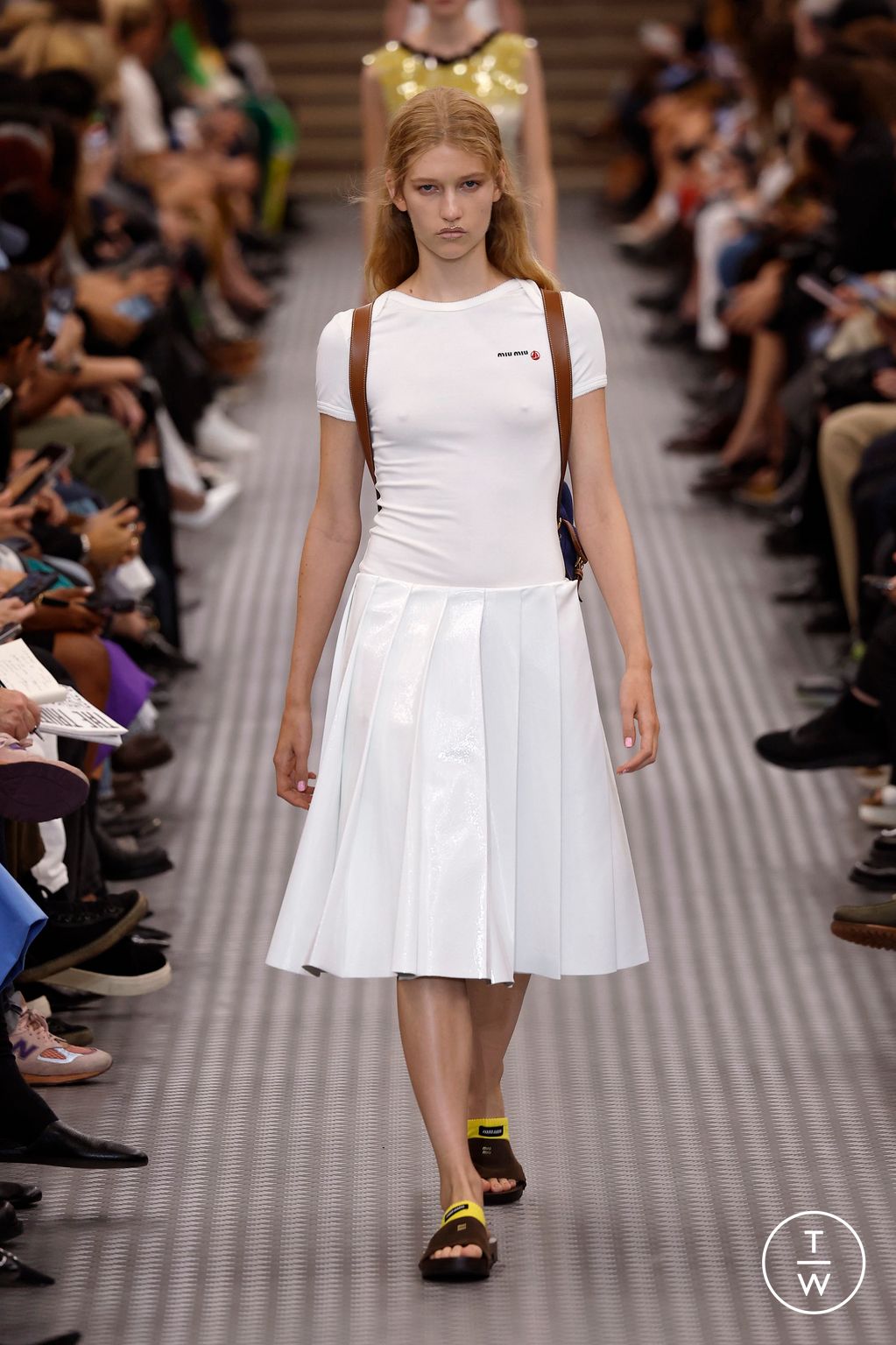 Fashion Week Paris Spring/Summer 2025 look 47 from the Miu Miu collection womenswear