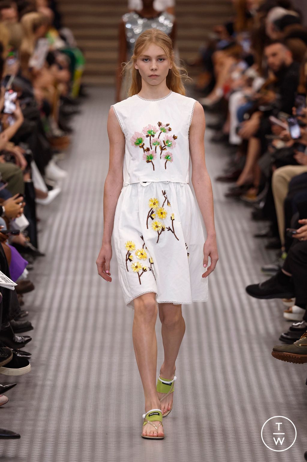 Fashion Week Paris Spring/Summer 2025 look 49 from the Miu Miu collection womenswear