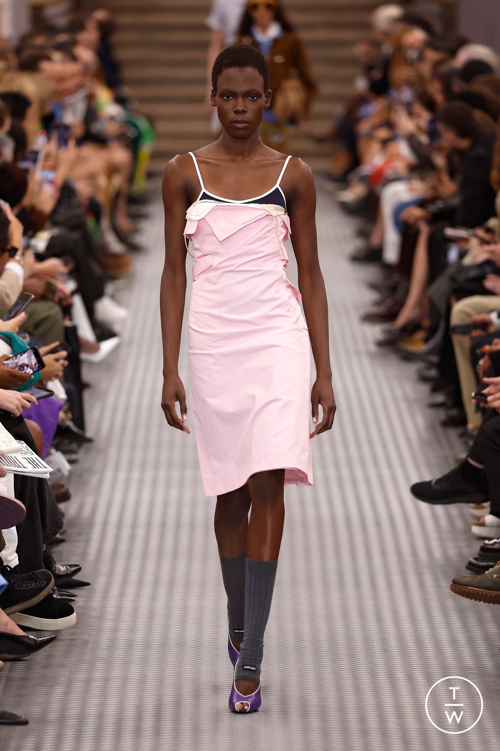 Fashion Week Paris Spring/Summer 2025 look 57 from the Miu Miu collection womenswear