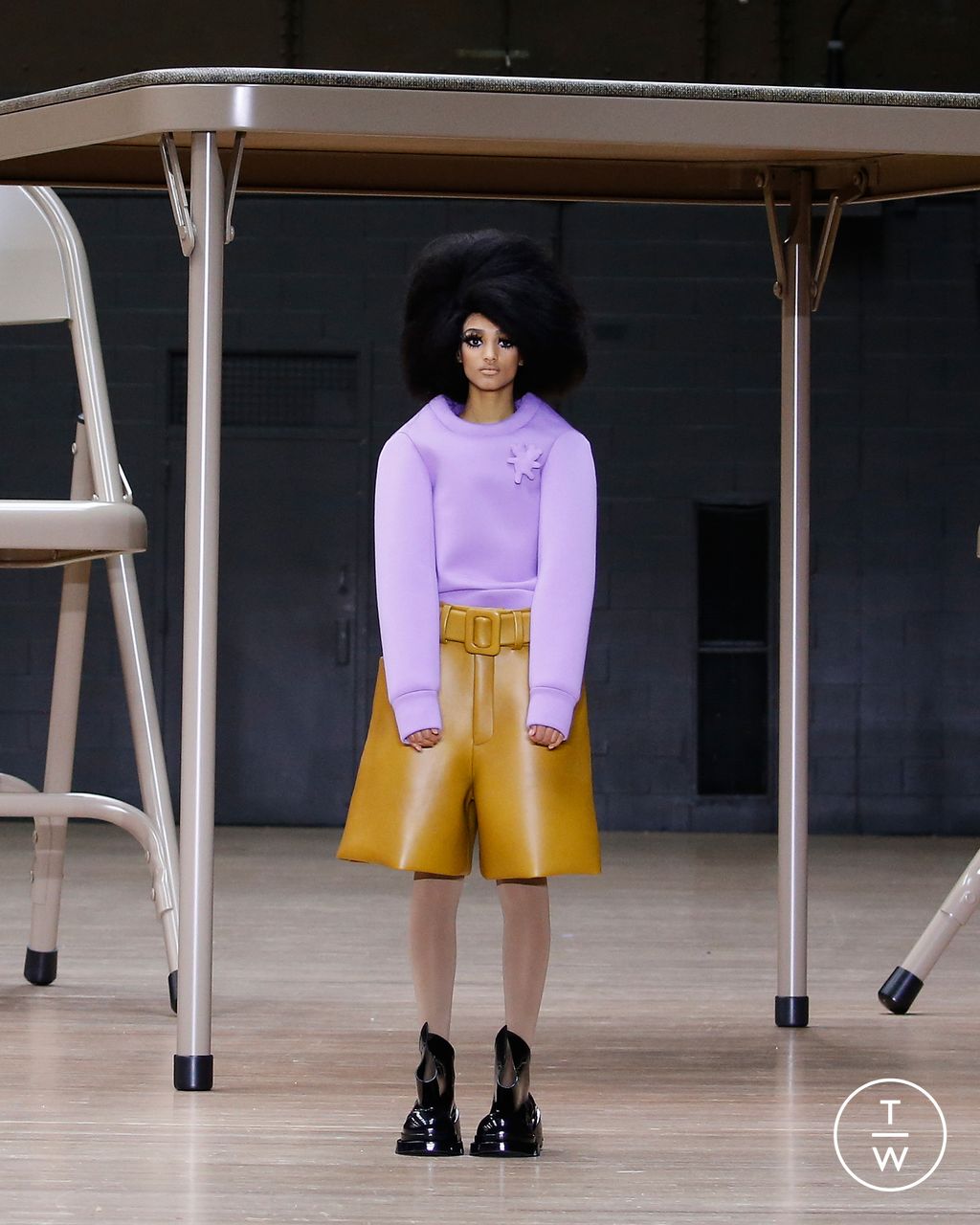 Fashion Week New York Spring/Summer 2024 look 21 from the Marc Jacobs collection womenswear