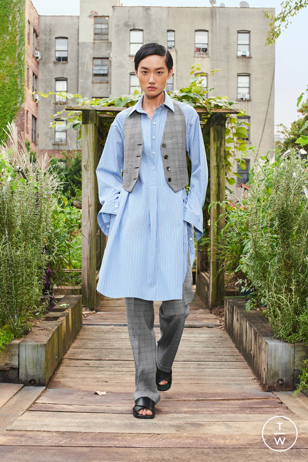 Fashion Week New York Spring/Summer 2021 look 37 de la collection Michael Kors Collection womenswear