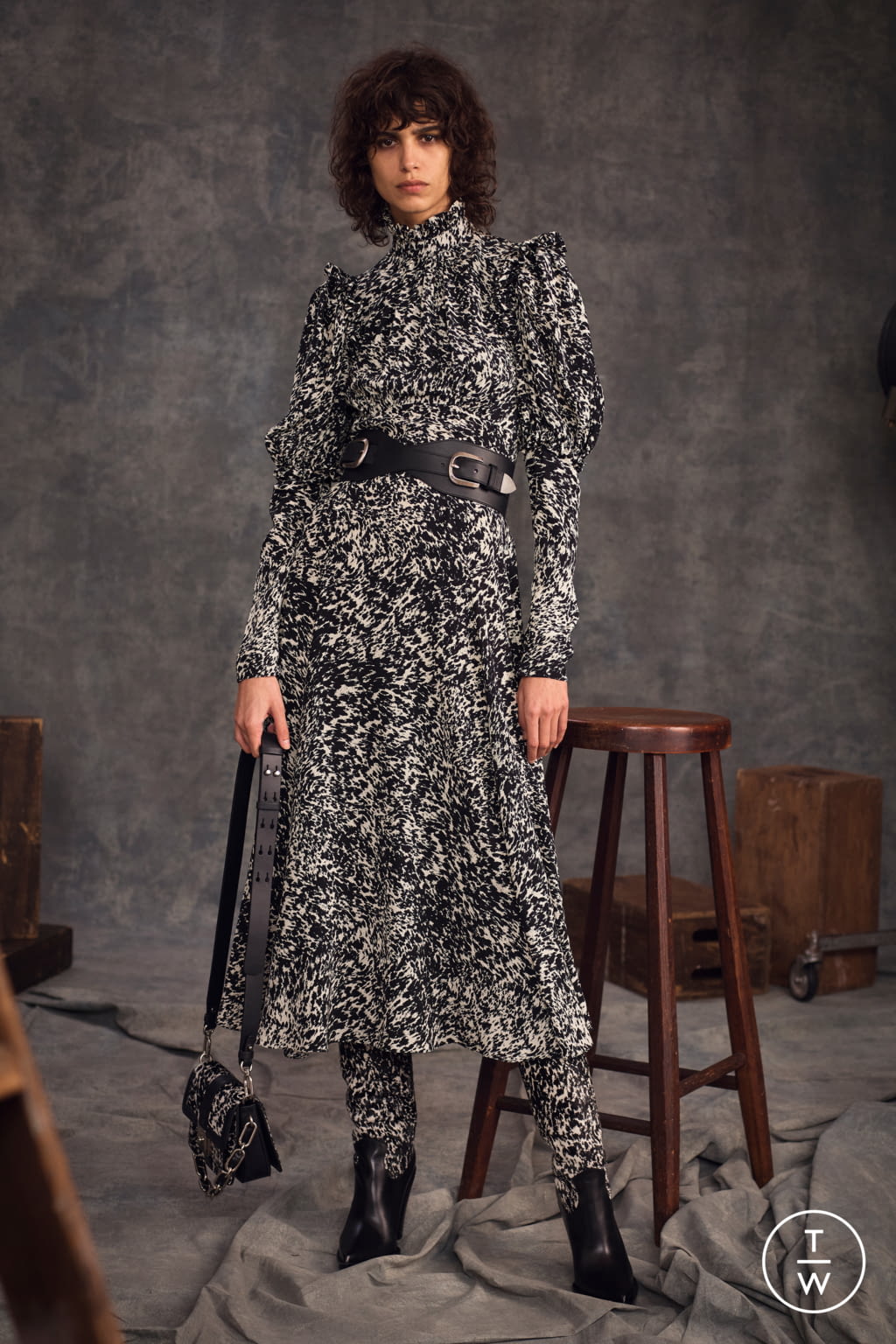 Fashion Week New York Pre-Fall 2020 look 3 from the Michael Kors Collection collection womenswear