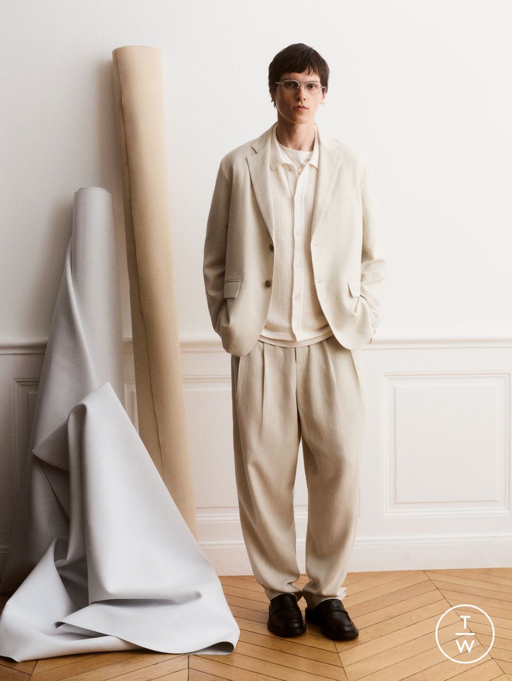 Fashion Week Paris Spring/Summer 2026 look 5 from the Maison Kitsuné collection menswear