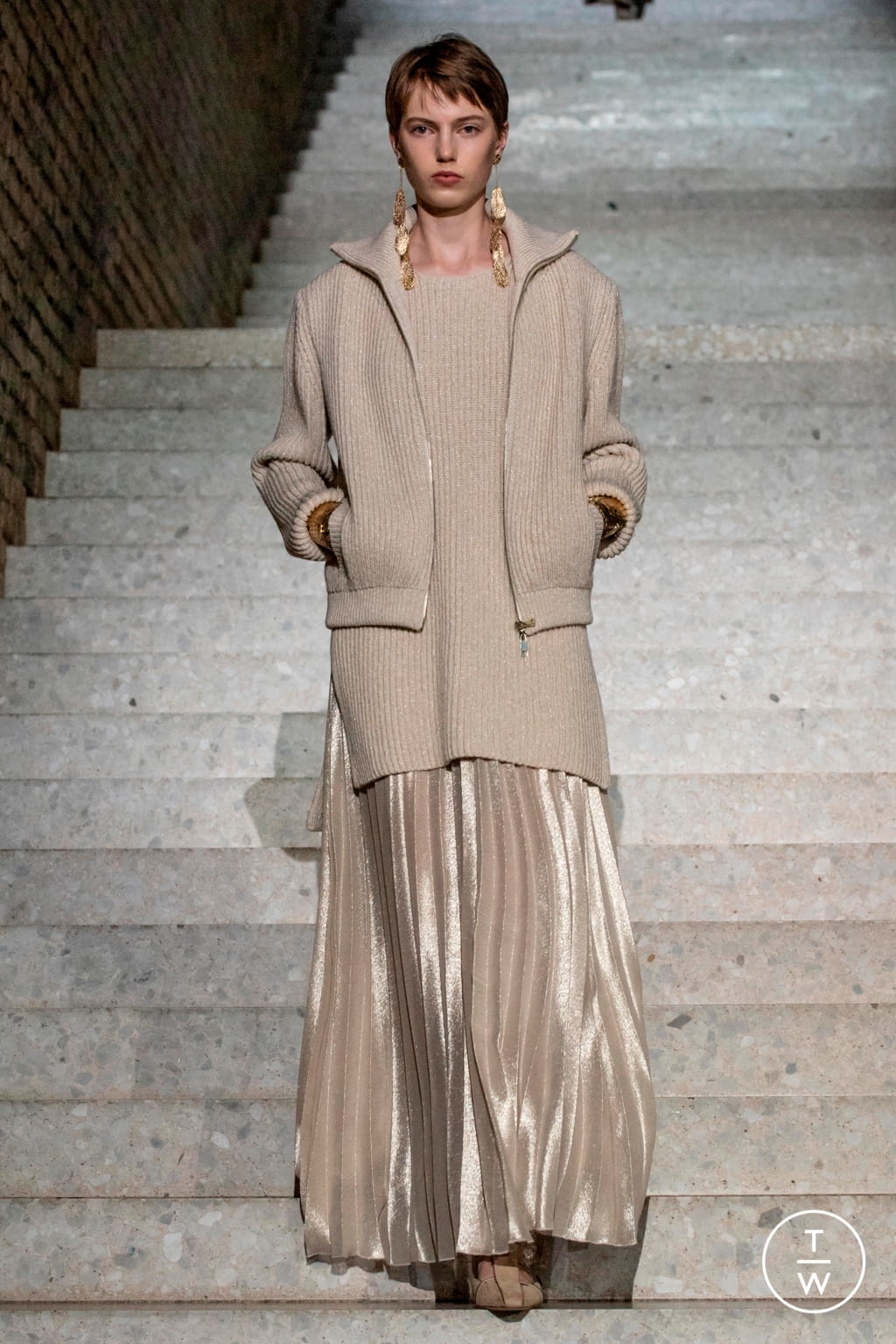 Fashion Week Milan Resort 2020 look 3 from the Max Mara collection 女装