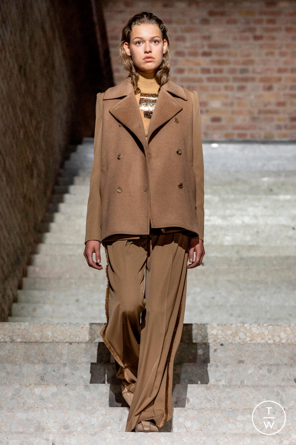Fashion Week Milan Resort 2020 look 19 from the Max Mara collection 女装