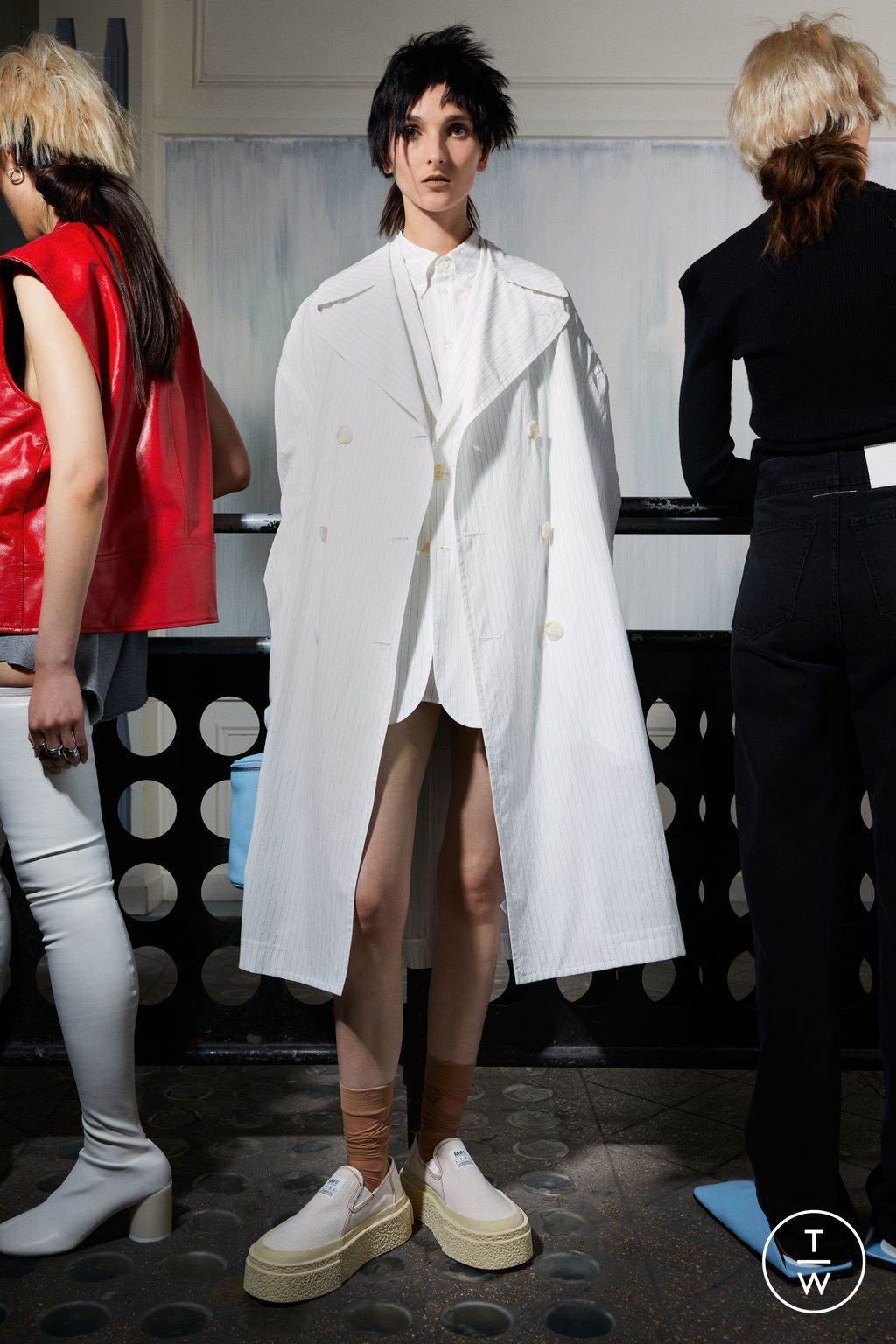 Fashion Week Milan Resort 2023 look 25 from the MM6 Maison Margiela collection womenswear