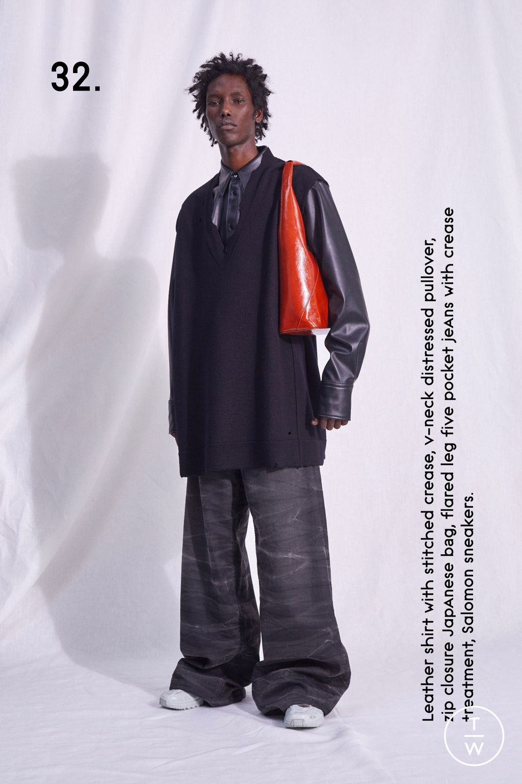 Fashion Week Milan Pre-Fall 2023 look 32 from the MM6 Maison Margiela collection womenswear