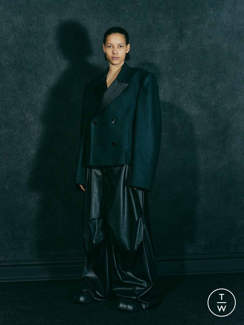 Fashion Week Milan Pre-Fall 2024 look 6 from the MM6 collection womenswear
