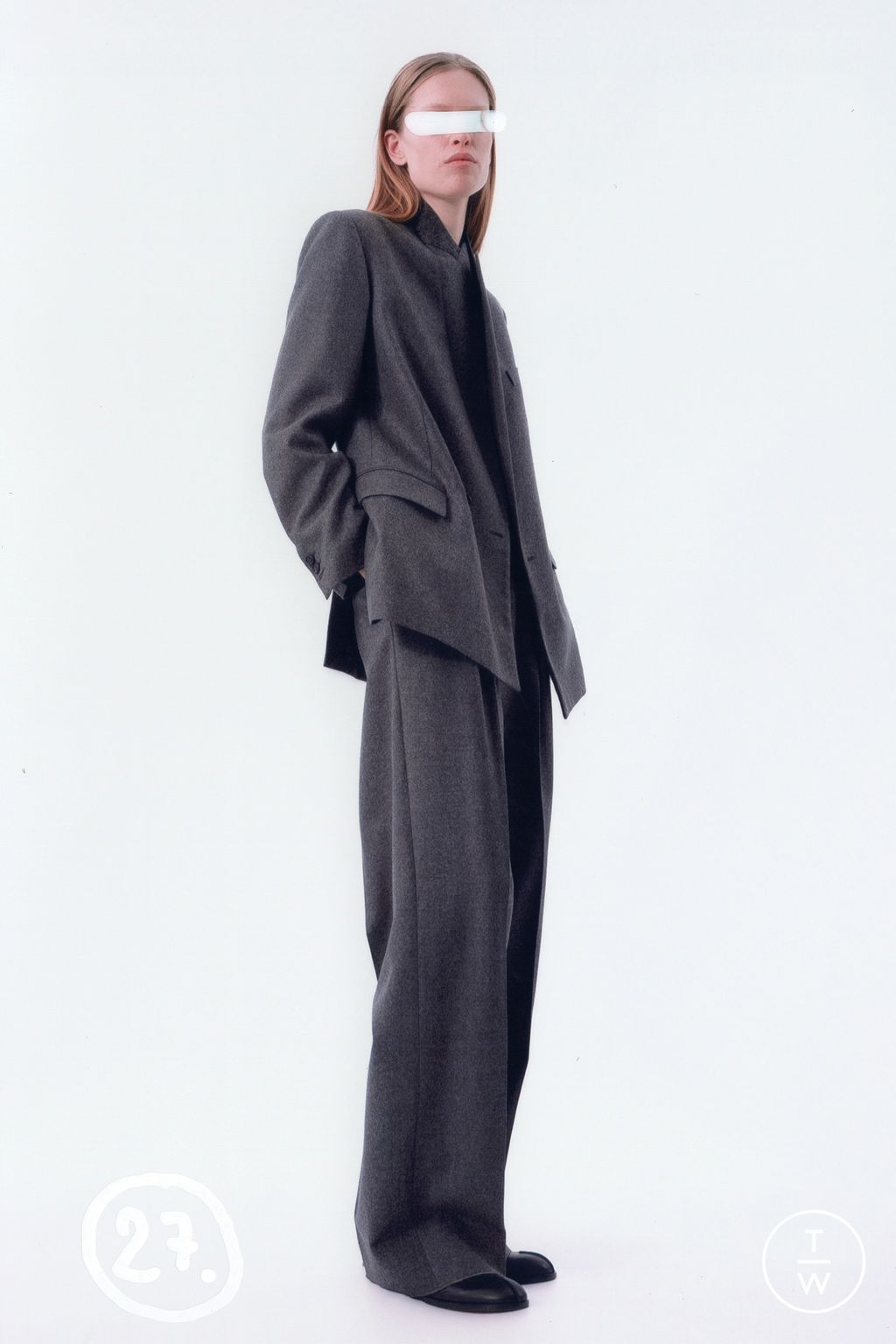 Fashion Week Milan Pre-Fall 2025 look 27 from the MM6 Maison Margiela collection womenswear