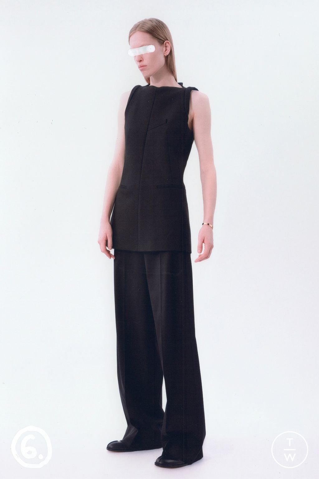 Fashion Week Milan Pre-Fall 2025 look 6 from the MM6 Maison Margiela collection womenswear