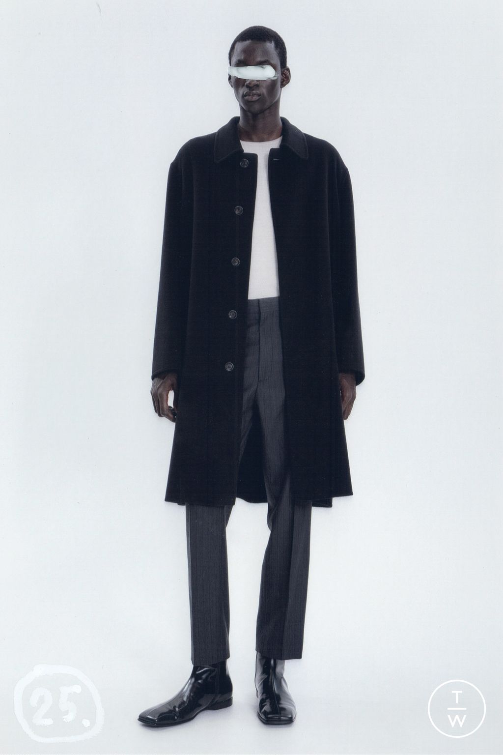 Fashion Week Milan Resort 2026 look 25 de la collection MM6 Maison Margiela menswear