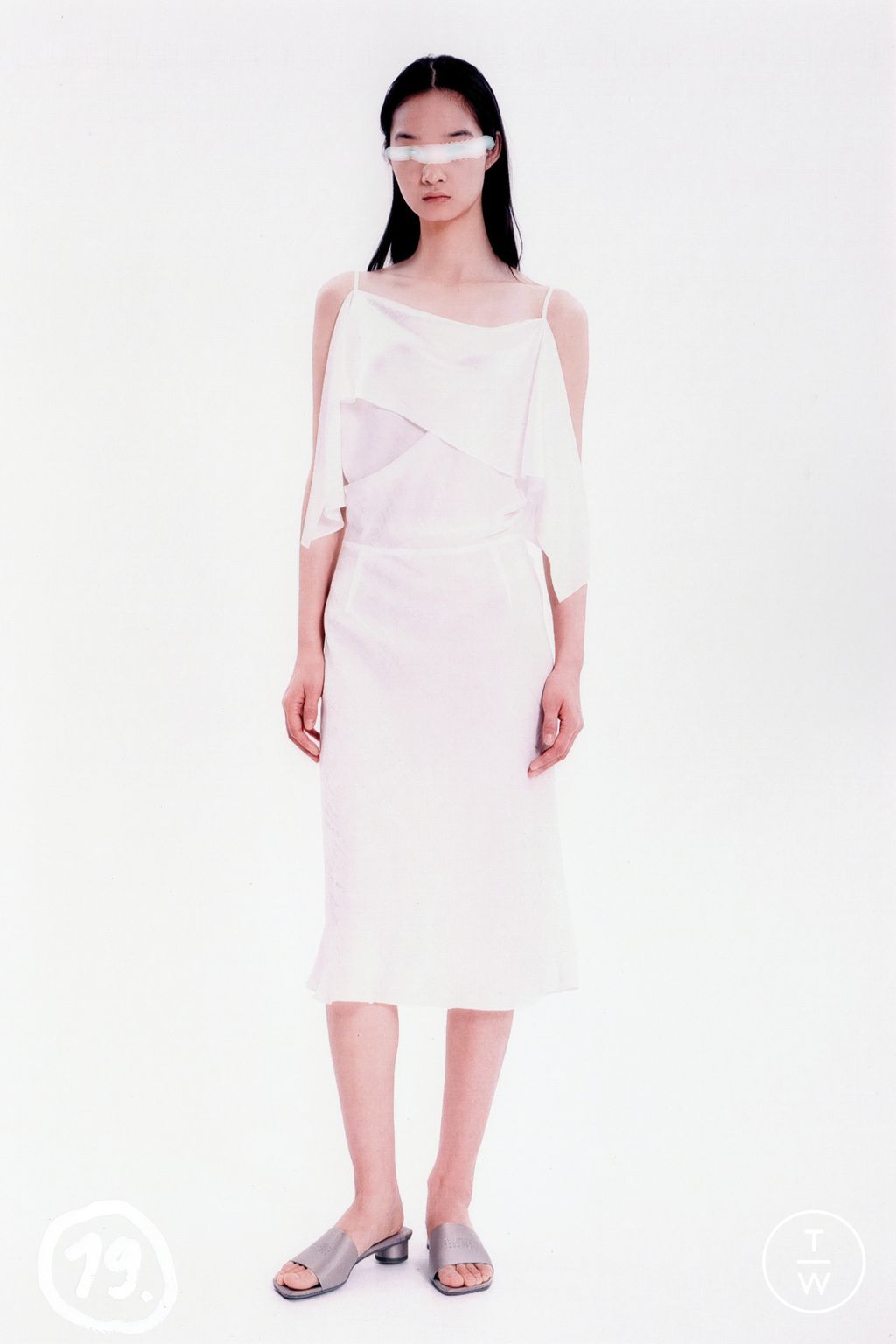 Fashion Week Milan Resort 2026 look 19 from the MM6 Maison Margiela collection womenswear