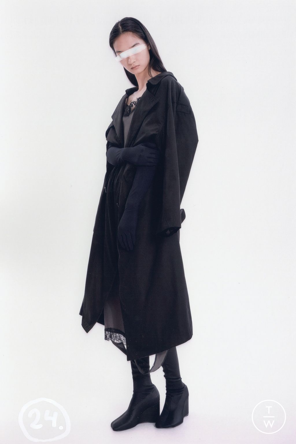 Fashion Week Milan Resort 2026 look 24 from the MM6 Maison Margiela collection womenswear