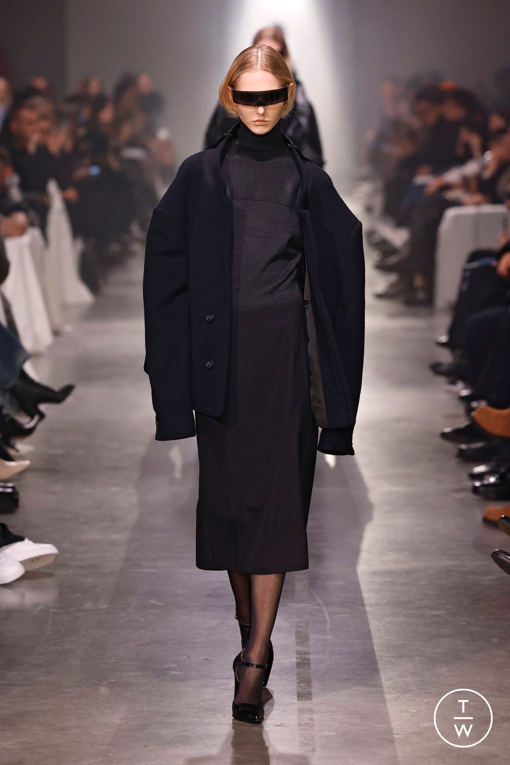 Fashion Week Milan Fall/Winter 2025 look 49 from the MM6 Maison Margiela collection 女装