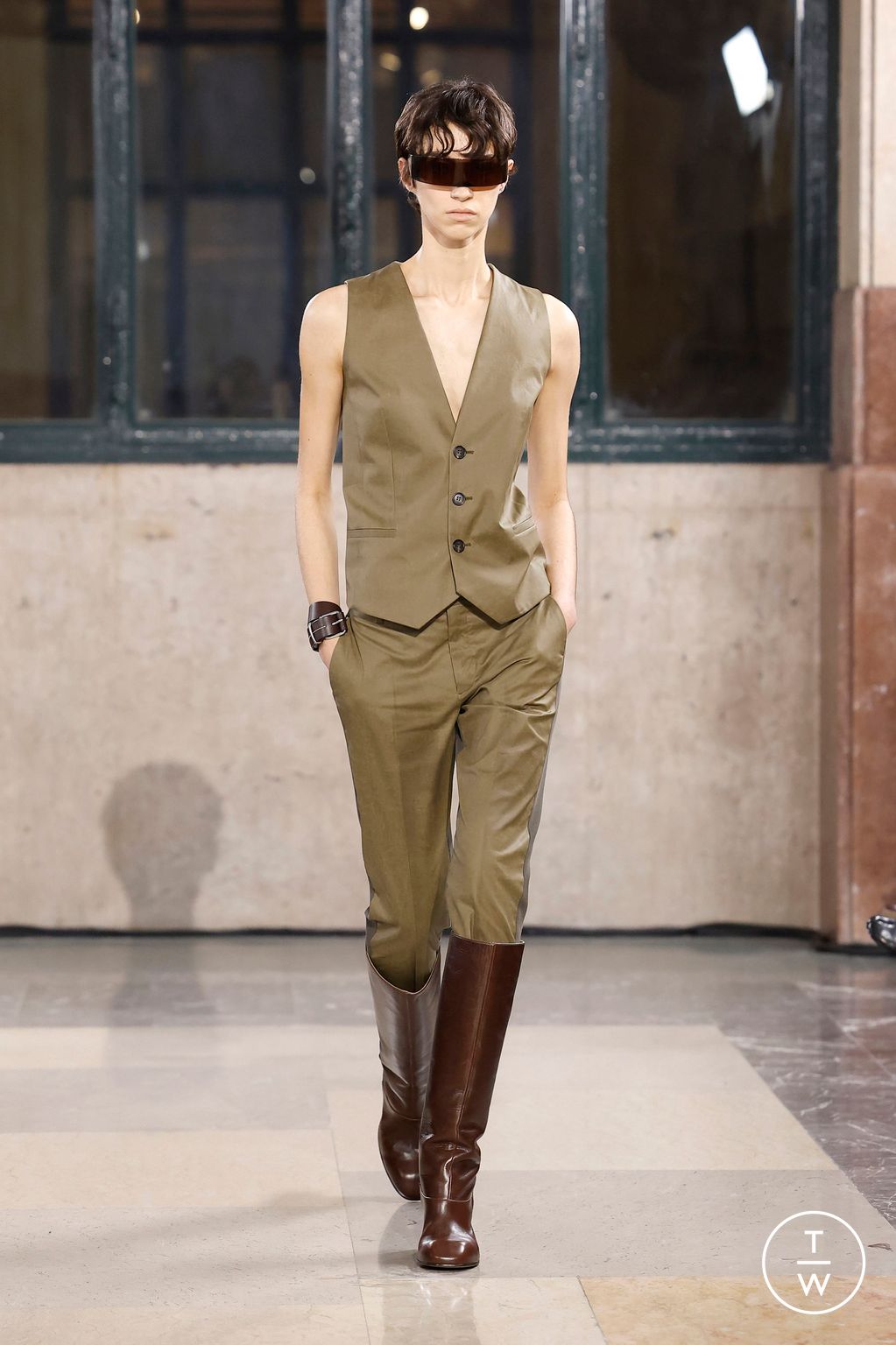 Fashion Week Milan Fall/Winter 2026 look 46 de la collection MM6 Maison Margiela womenswear