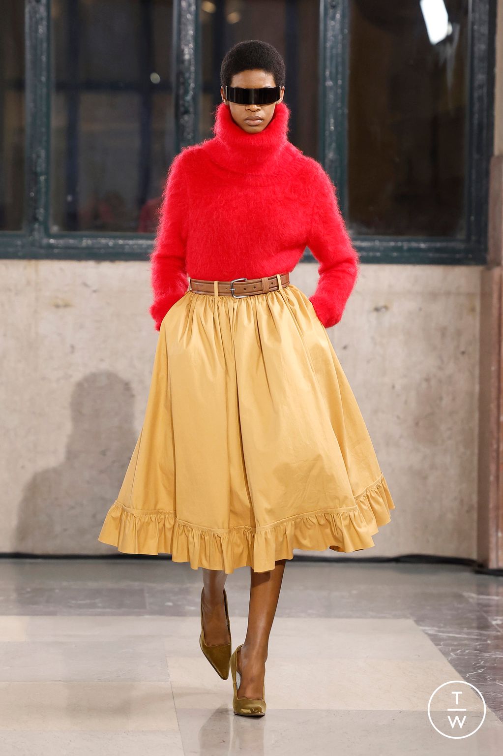 Fashion Week Milan Fall/Winter 2026 look 51 from the MM6 Maison Margiela collection womenswear