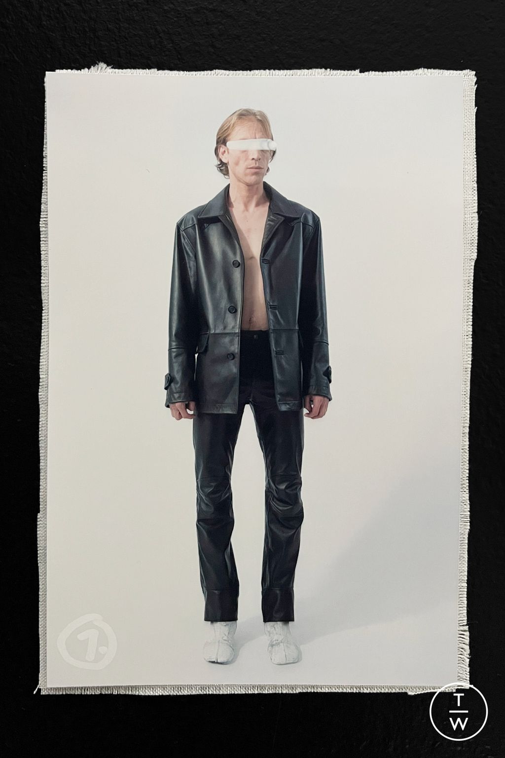Fashion Week Milan Resort 2025 look 1 from the MM6 Maison Margiela collection menswear