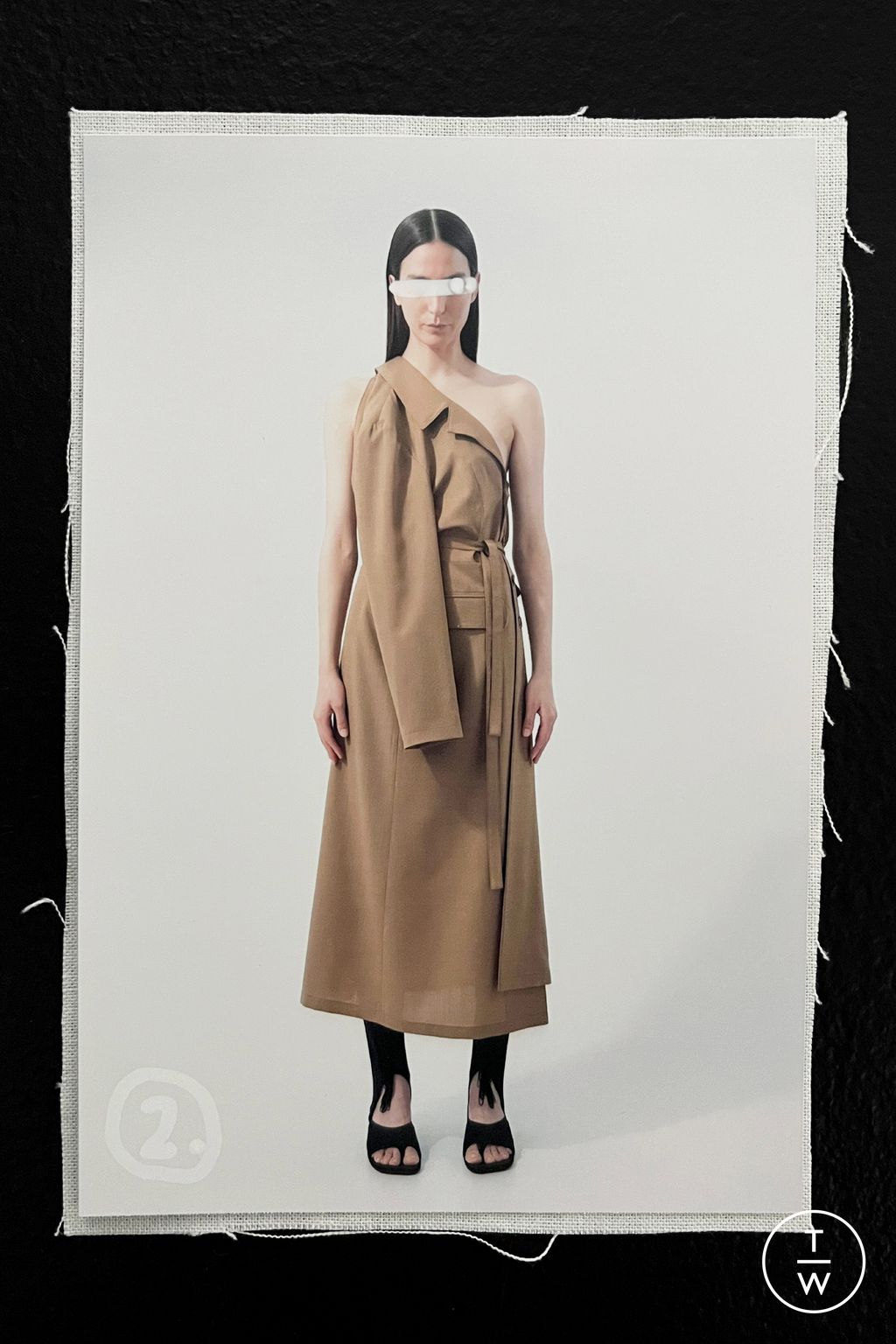 Fashion Week Milan Resort 2025 look 2 from the MM6 collection womenswear