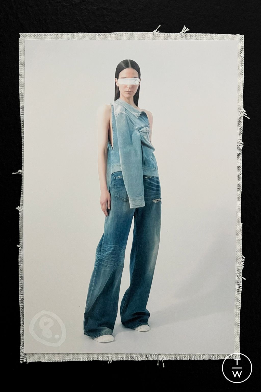 Fashion Week Milan Resort 2025 look 8 from the MM6 collection womenswear