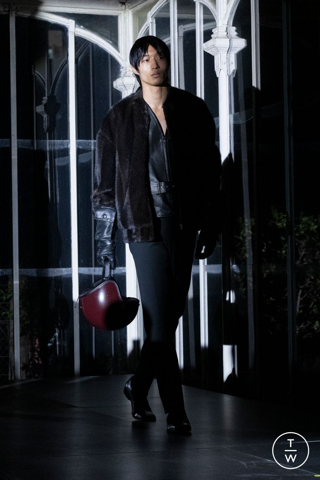 Fashion Week Florence - Pitti Fall/Winter 2025 look 17 from the MM6 Maison Margiela collection menswear