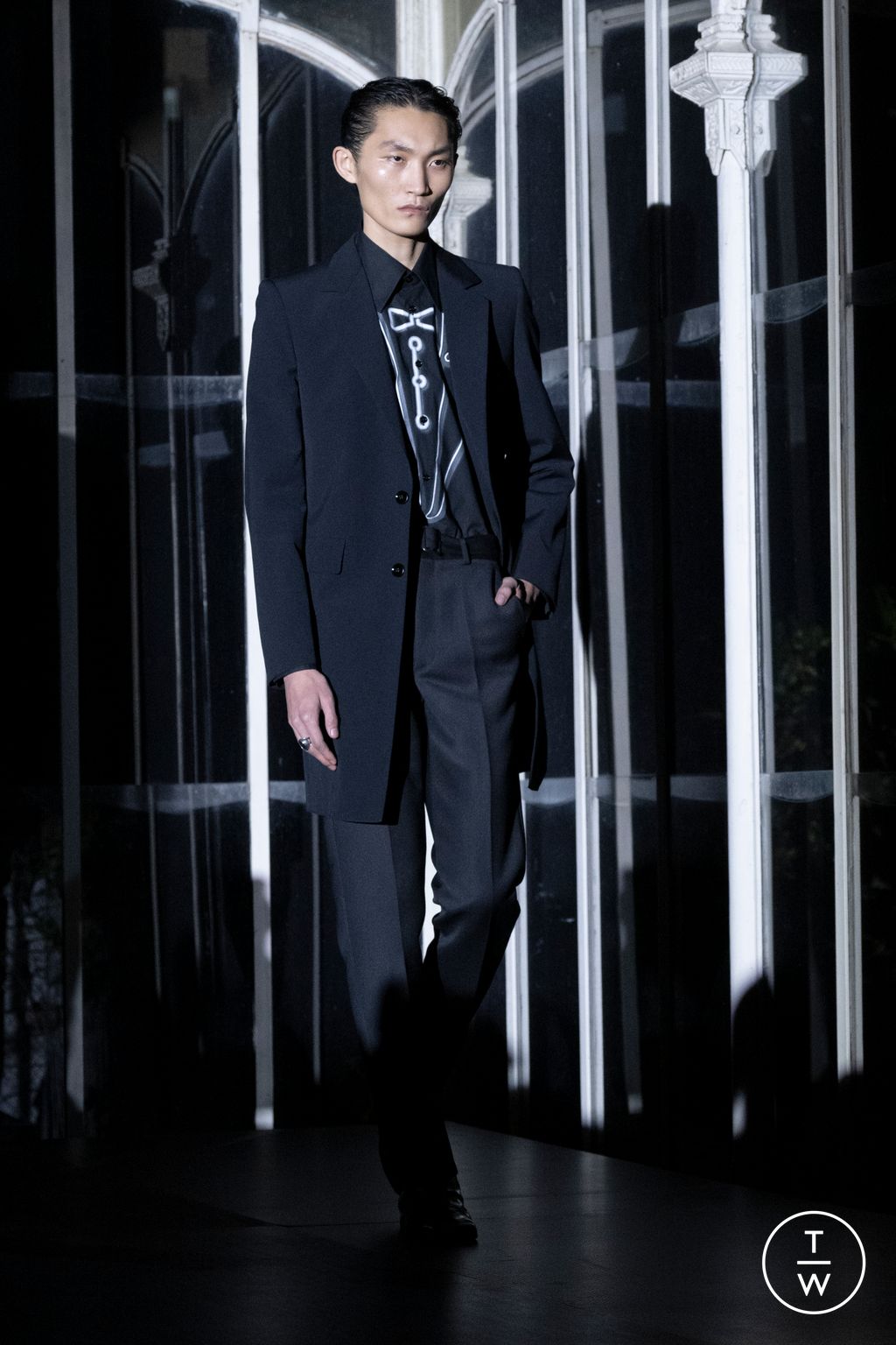 Fashion Week Florence - Pitti Fall/Winter 2025 look 21 from the MM6 Maison Margiela collection menswear